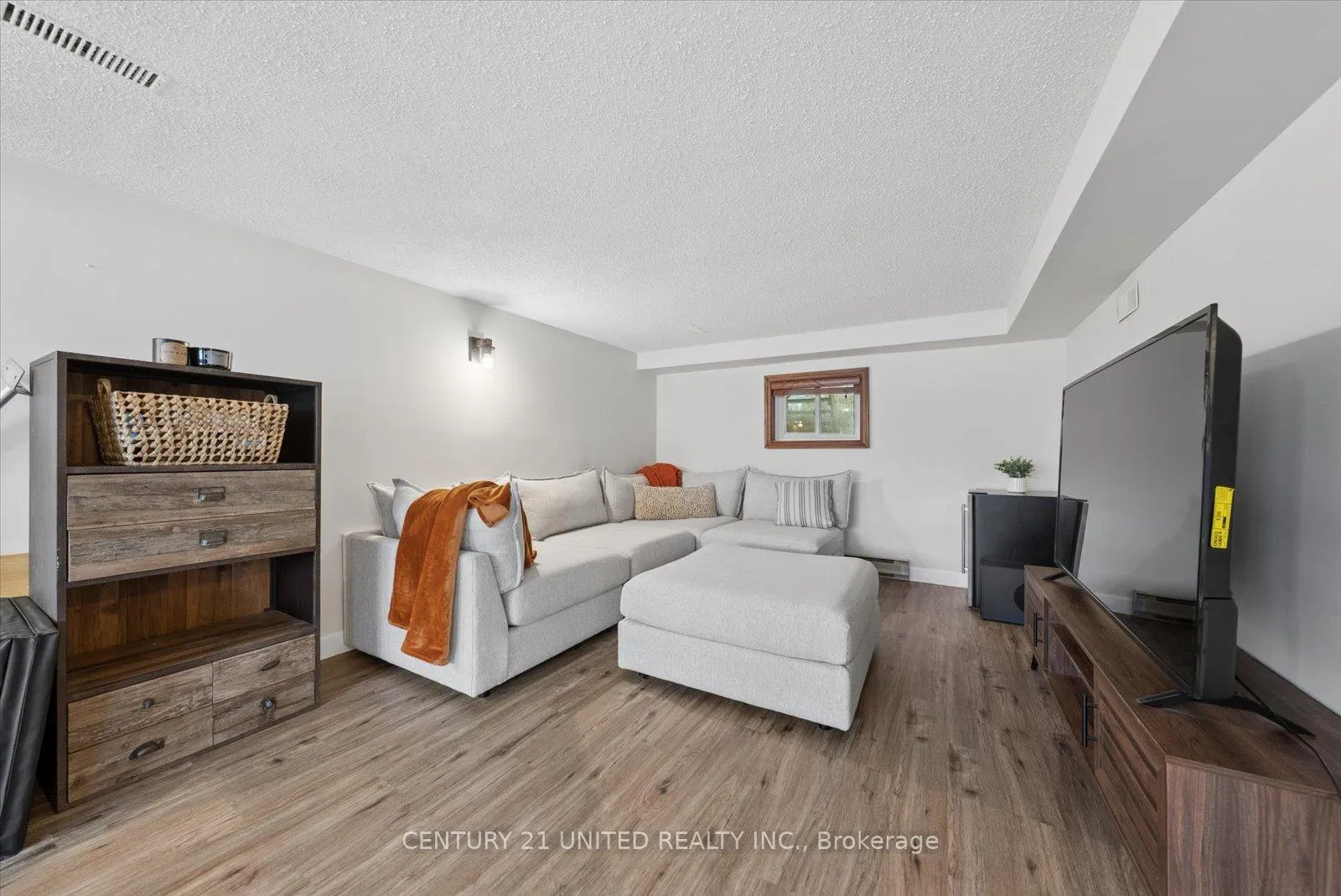 Photo 31 of 1660 Cherryhill Road, Peterborough, Monaghan Ward 2 — HOMEH