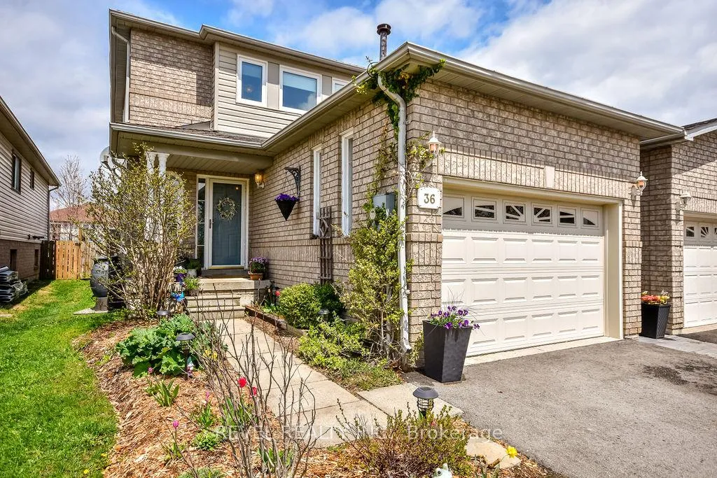 Photo 1 of 36 Athabaska Road, Barrie, Holly — HOMEH