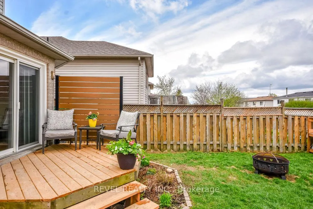 Photo 35 of 36 Athabaska Road, Barrie, Holly — HOMEH