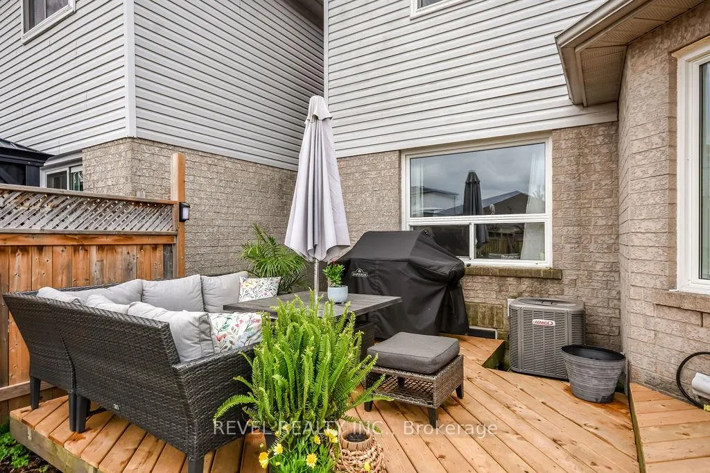 Photo 37 of 36 Athabaska Road, Barrie, Holly — HOMEH