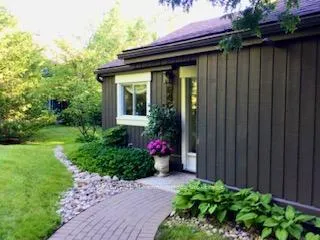 Front of Unit 240, 15 Harbour Street W