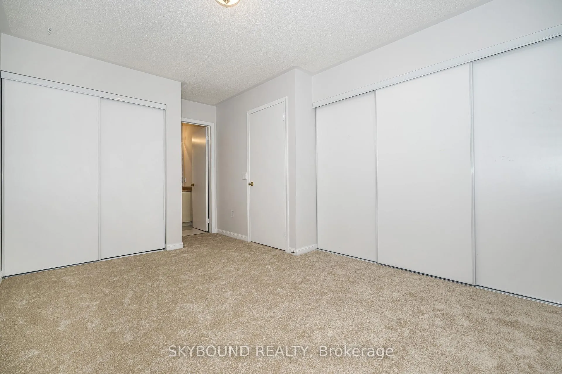 Photo 22 of Unit # 13, 25 Replin Road, Toronto, Englemount-Lawrence — HOMEH