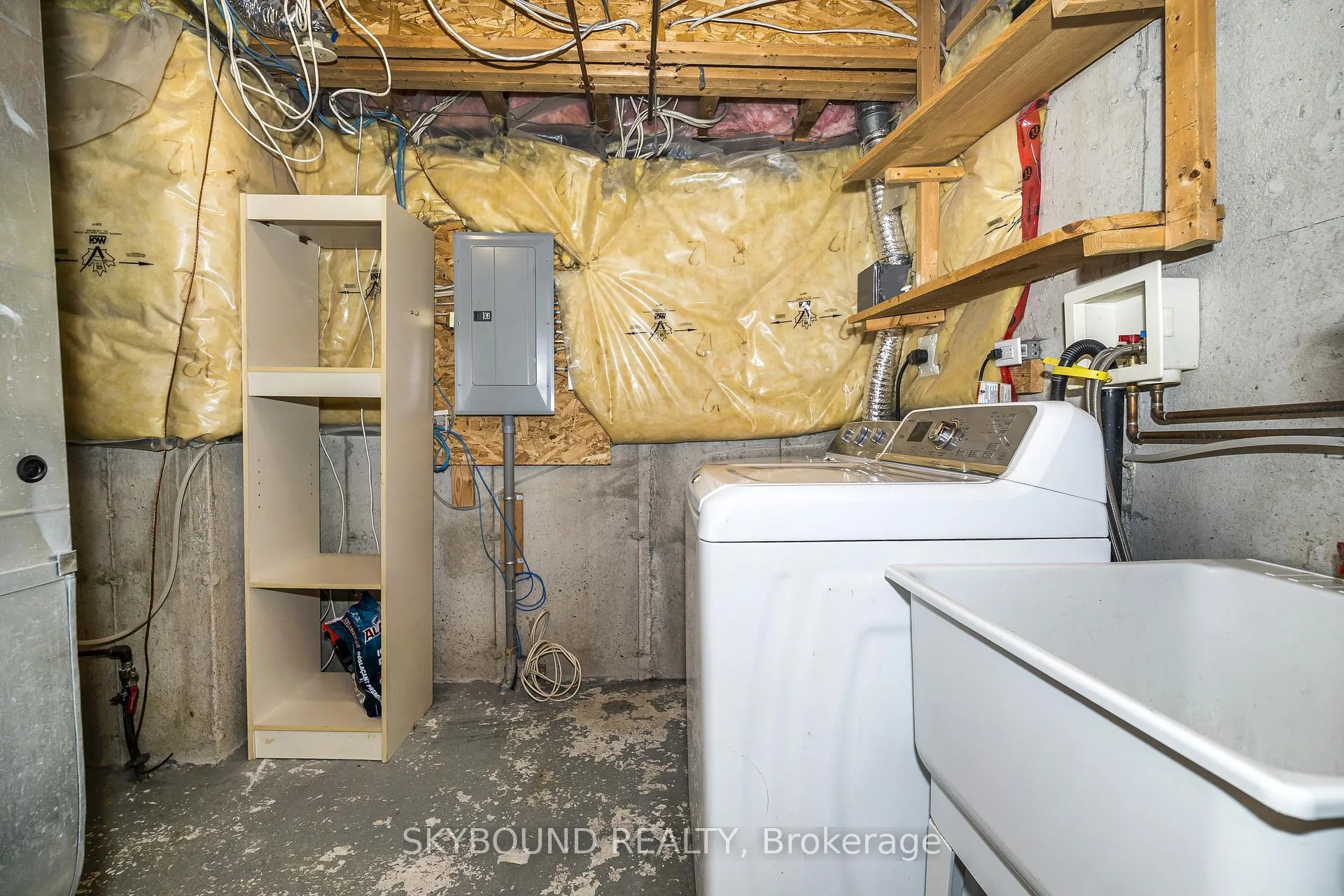 Photo 26 of Unit # 13, 25 Replin Road, Toronto, Englemount-Lawrence — HOMEH