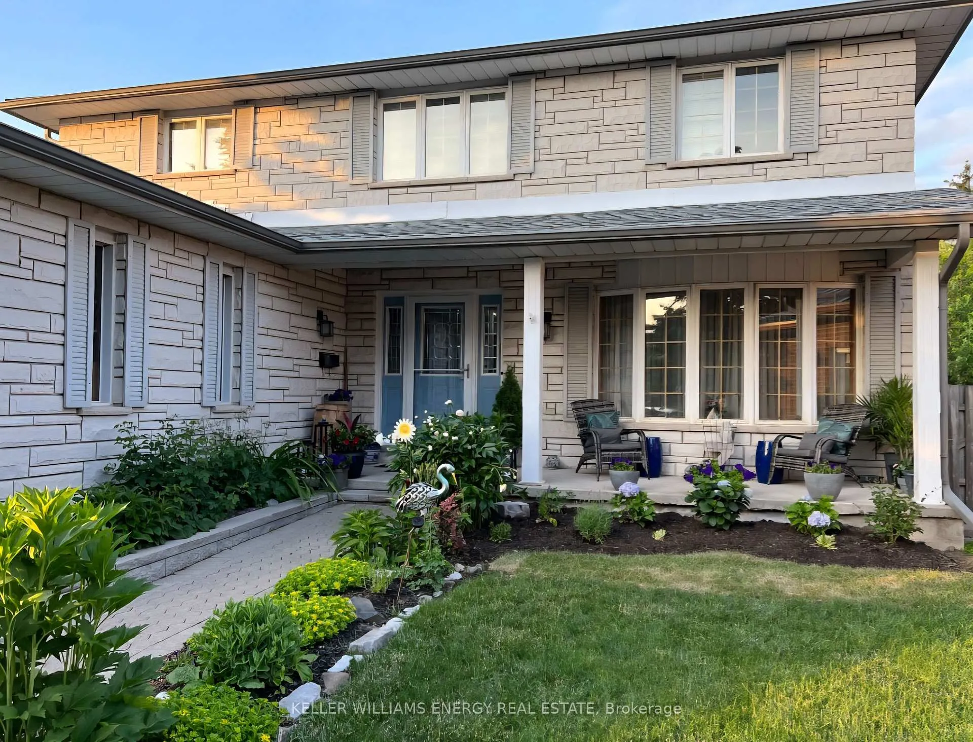 Photo 2 of 565 Prestwick Drive, Oshawa, McLaughlin — HOMEH