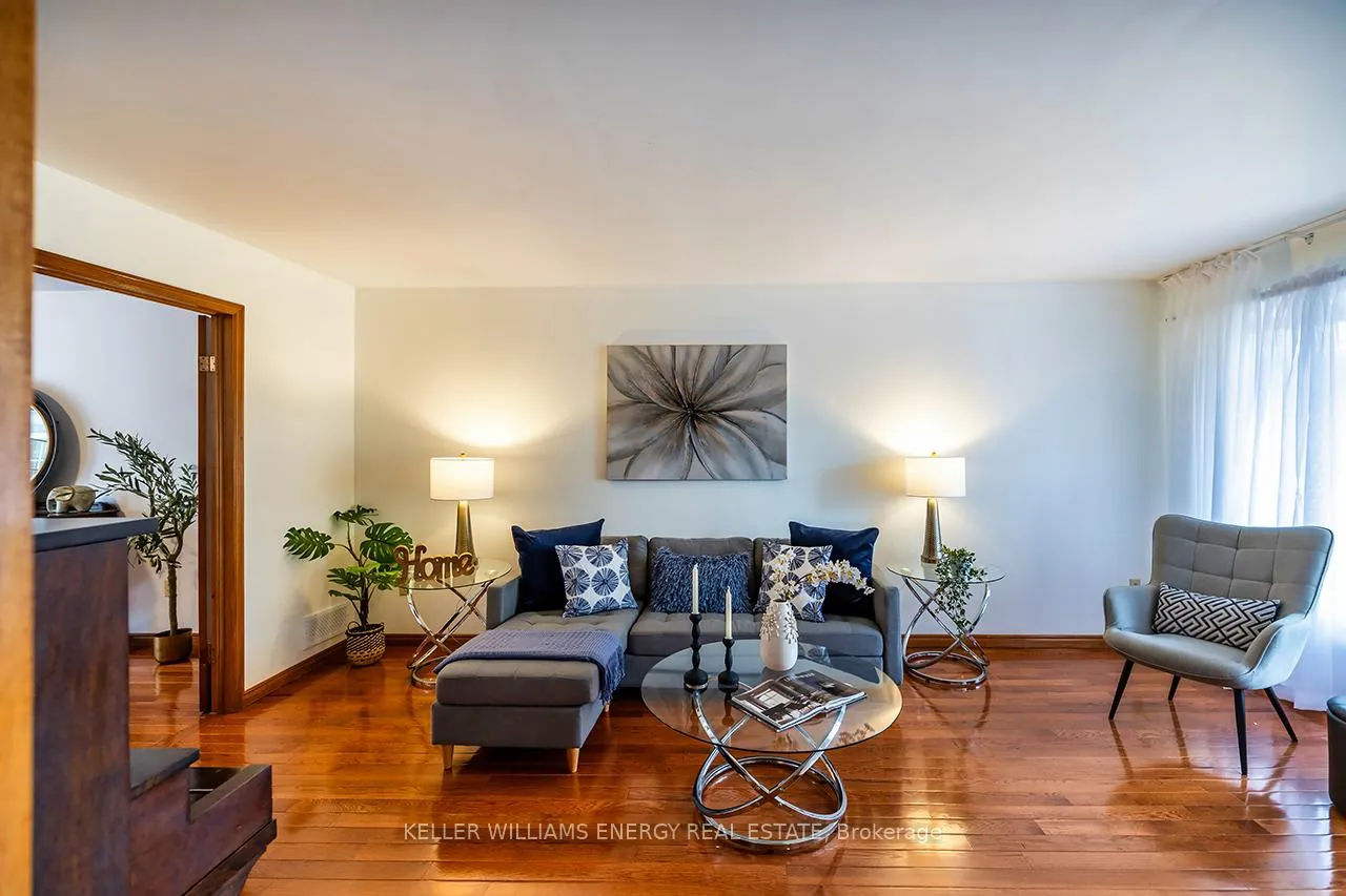 Photo 6 of 565 Prestwick Drive, Oshawa, McLaughlin — HOMEH