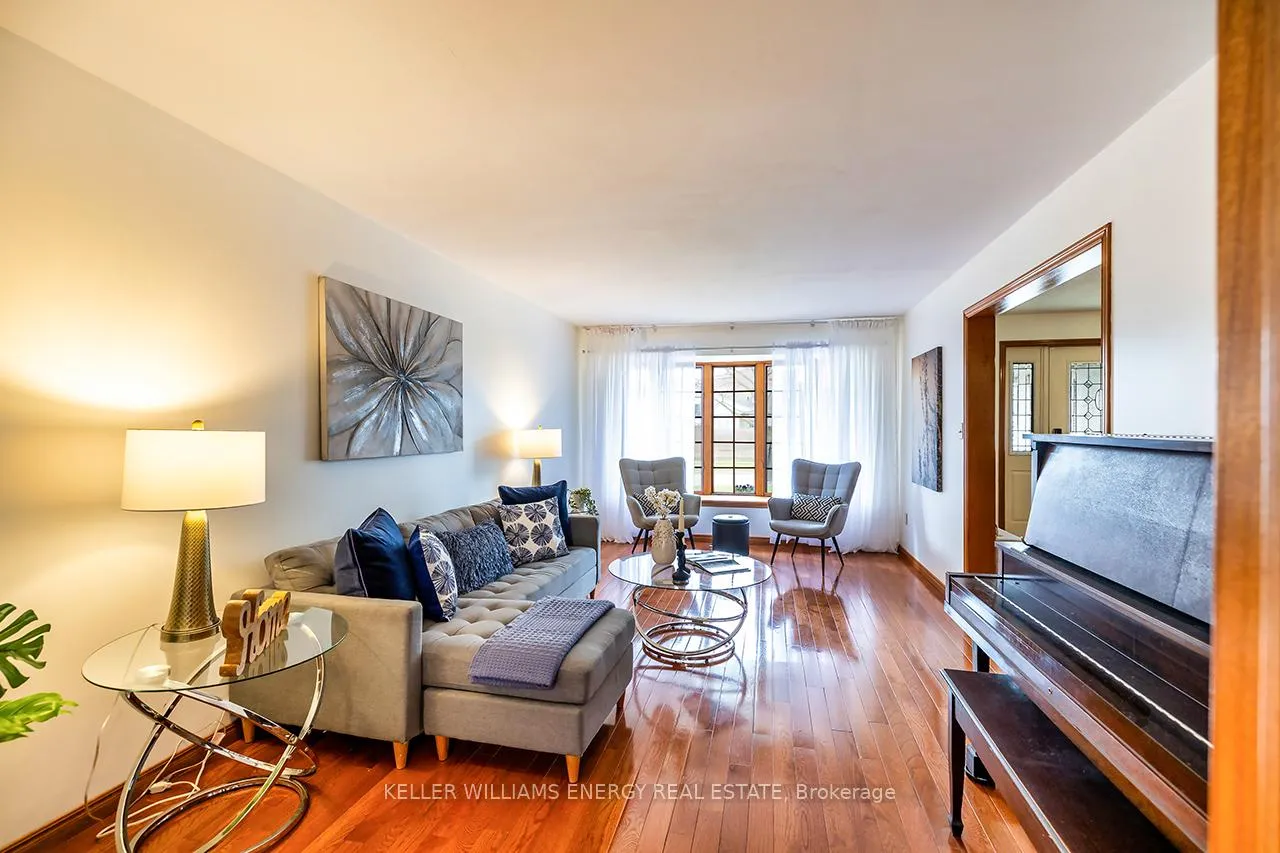 Photo 8 of 565 Prestwick Drive, Oshawa, McLaughlin — HOMEH