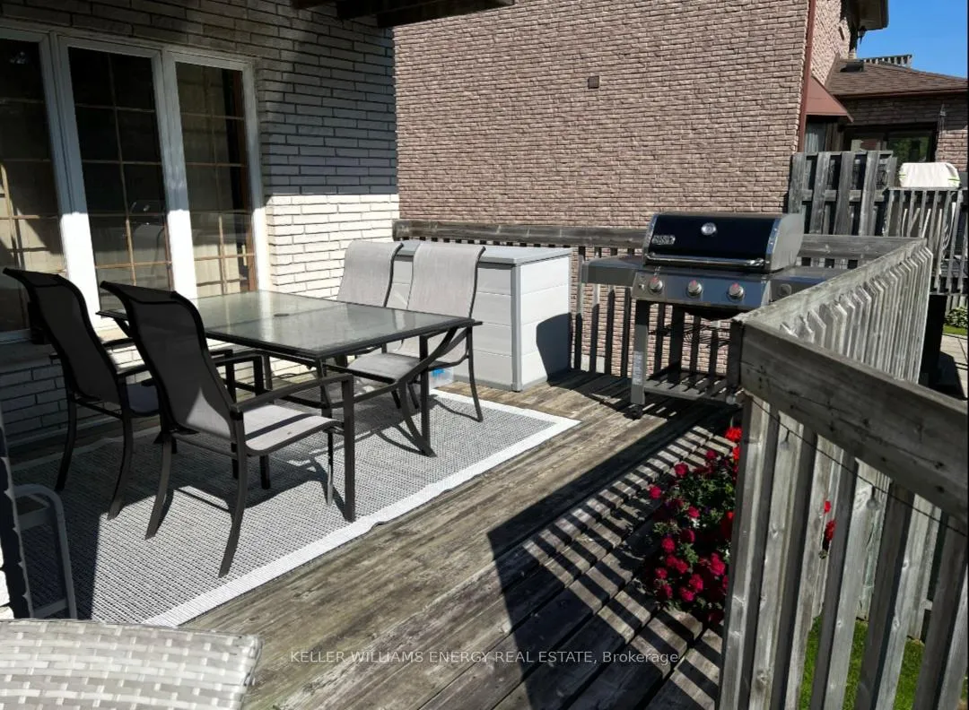 Photo 17 of 565 Prestwick Drive, Oshawa, McLaughlin — HOMEH