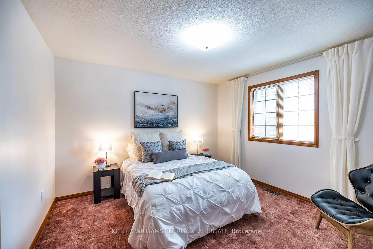 Photo 29 of 565 Prestwick Drive, Oshawa, McLaughlin — HOMEH