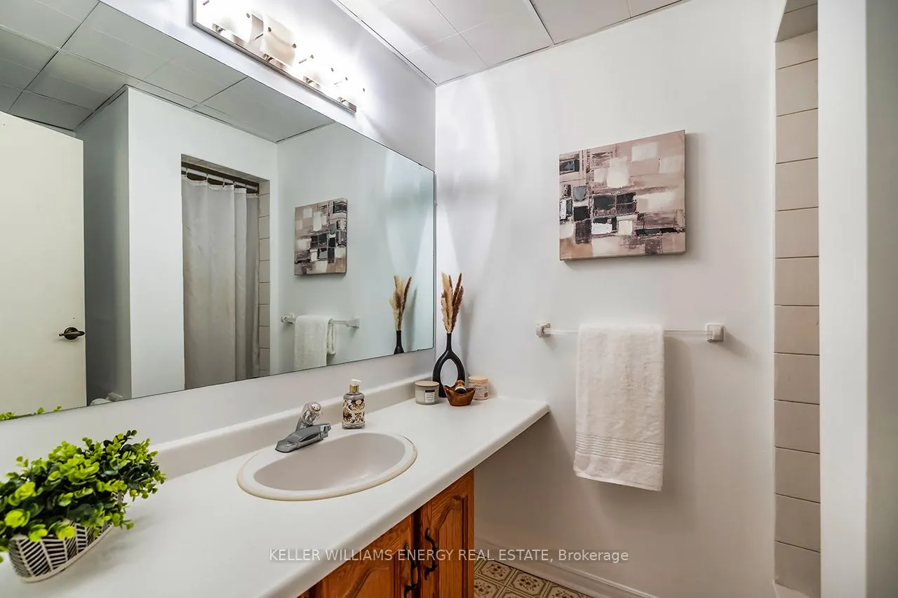Photo 39 of 565 Prestwick Drive, Oshawa, McLaughlin — HOMEH