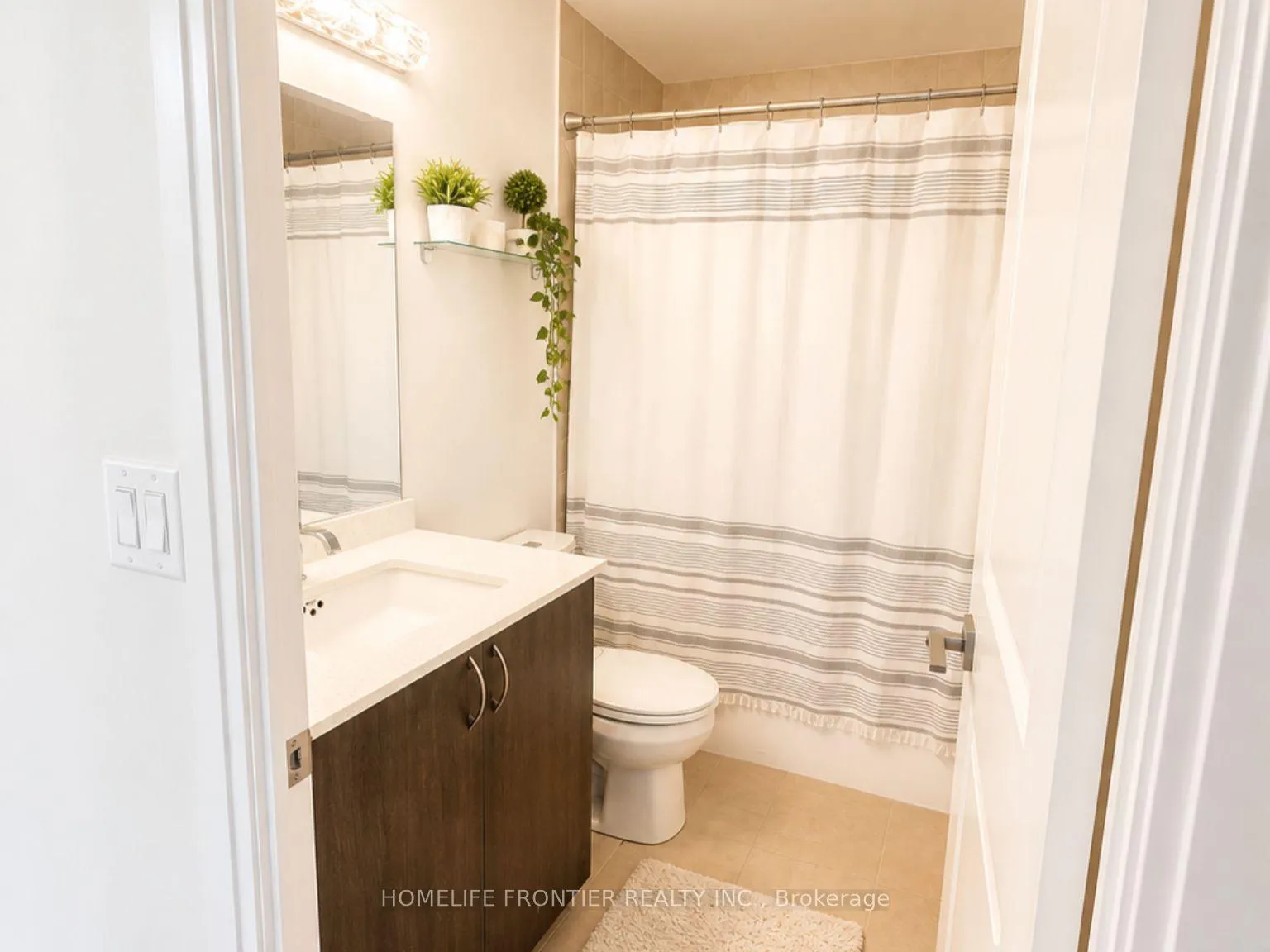 Photo 14 of Unit 702, 3600 Highway 7, Vaughan, Vaughan Corporate Centre — HOMEH