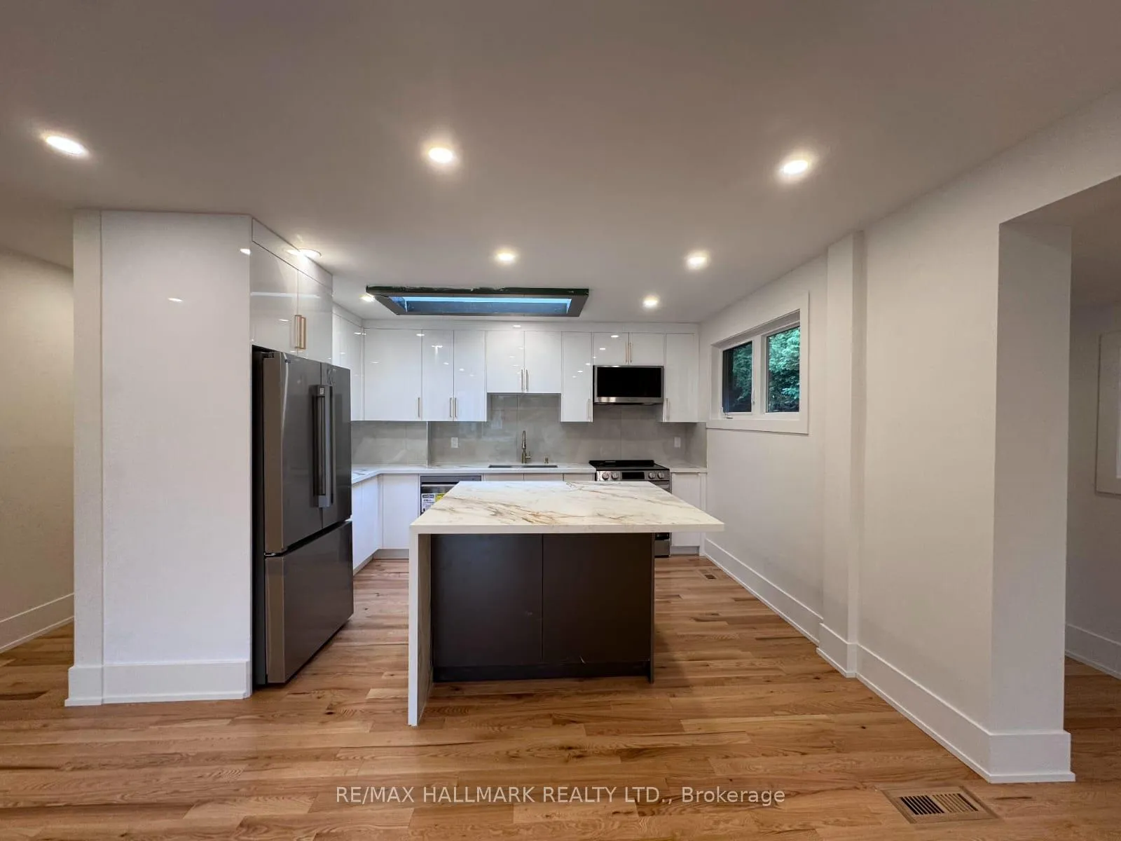 Photo 5 of 11 Johnson Road, Aurora, Aurora Highlands — HOMEH