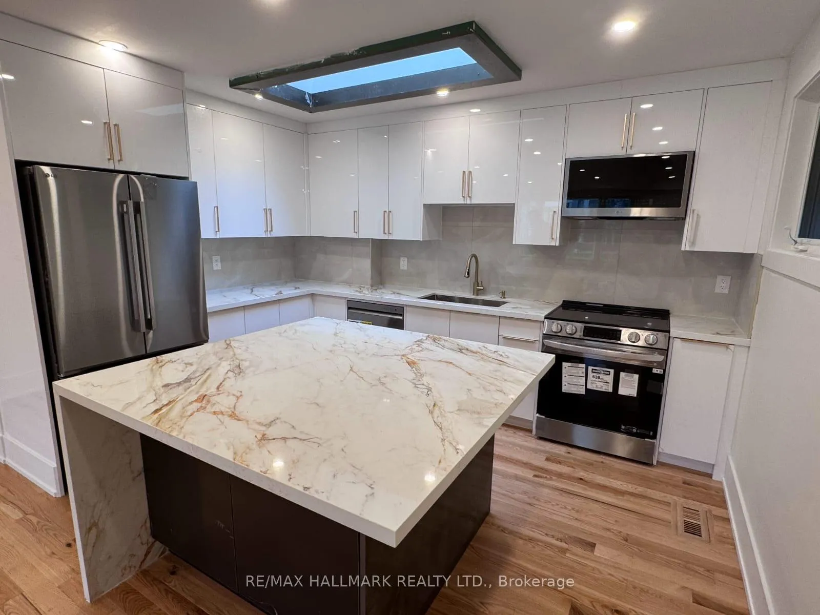 Photo 7 of 11 Johnson Road, Aurora, Aurora Highlands — HOMEH
