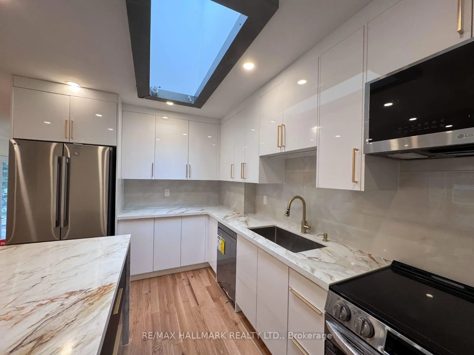 Photo 9 of 11 Johnson Road, Aurora, Aurora Highlands — HOMEH