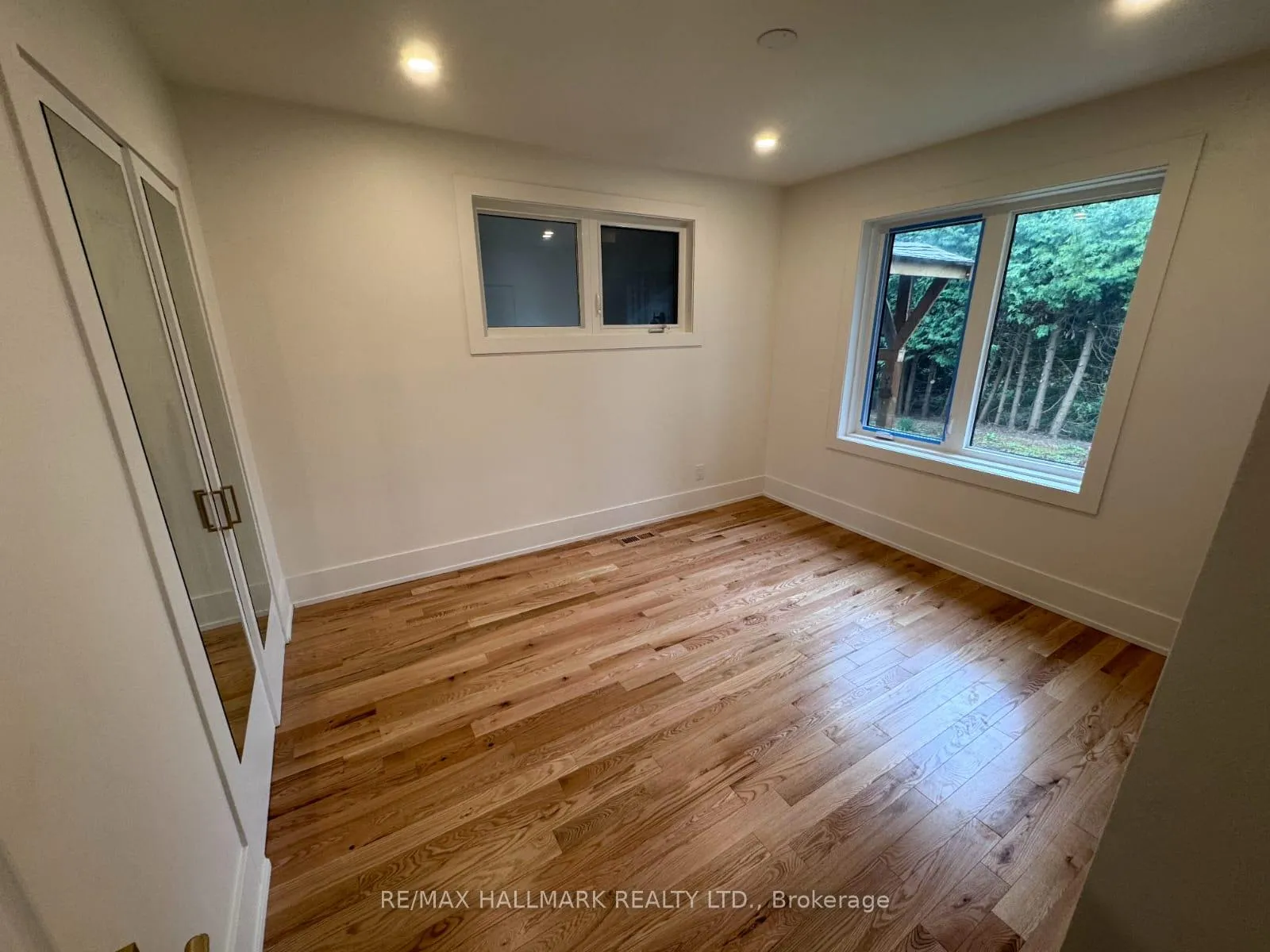 Photo 15 of 11 Johnson Road, Aurora, Aurora Highlands — HOMEH