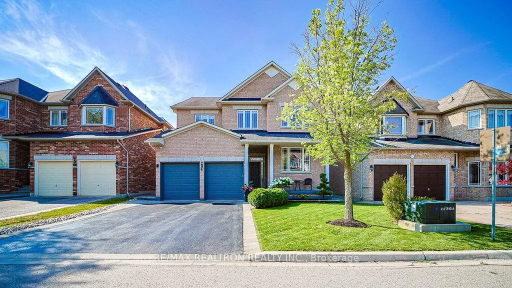 Photo 1 of 204 Ivy Jay Crescent, Aurora, Bayview Northeast — HOMEH