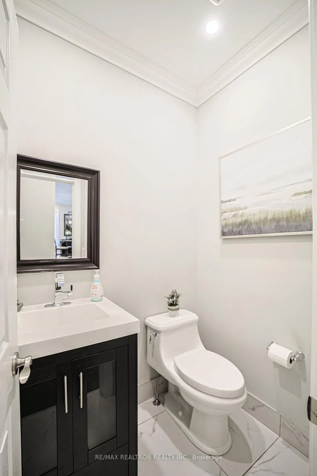 Photo 15 of 204 Ivy Jay Crescent, Aurora, Bayview Northeast — HOMEH