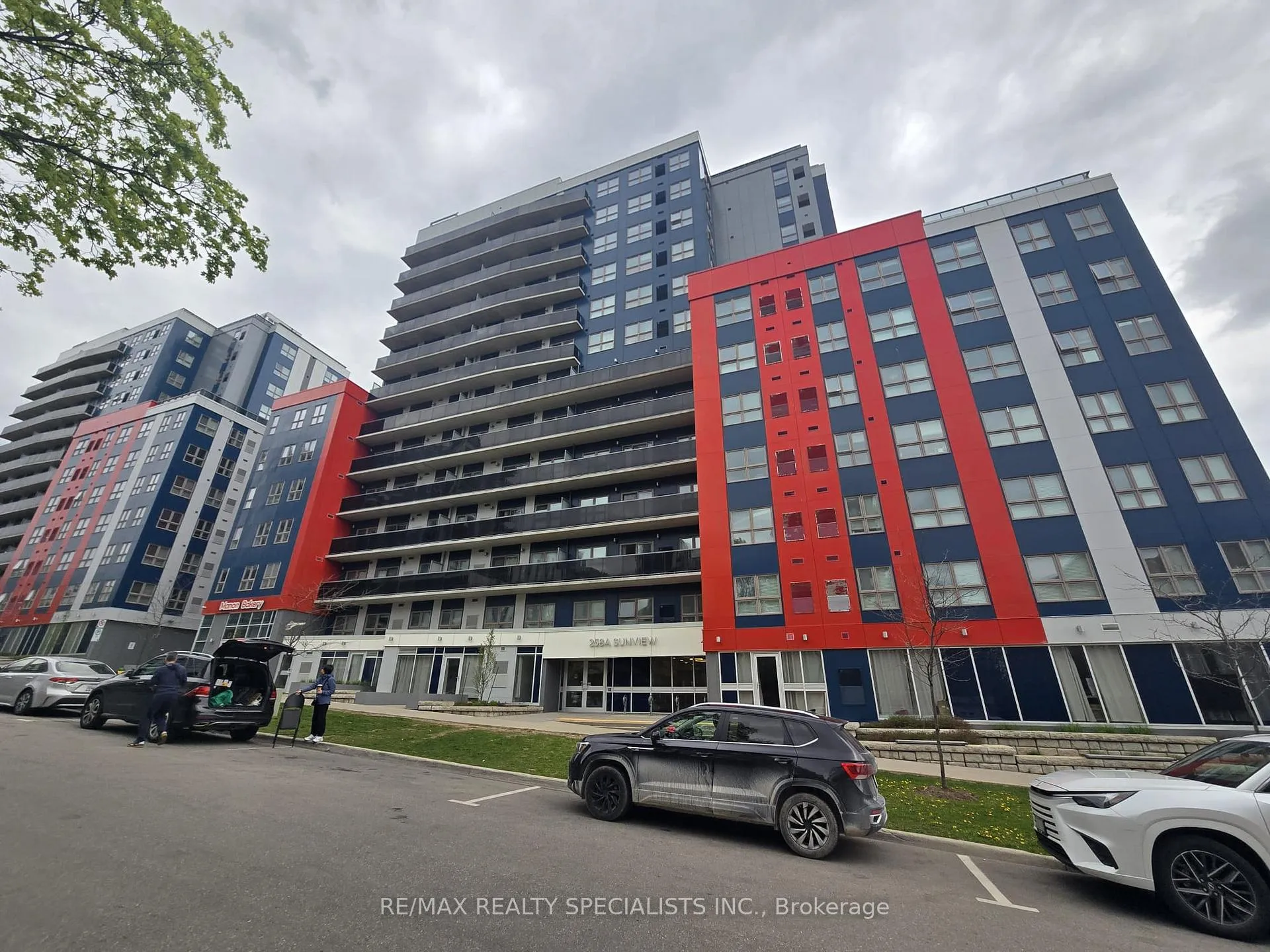 Photo 1 of Unit 1103, 258A Sunview Street, Waterloo, Beechwood/University — HOMEH