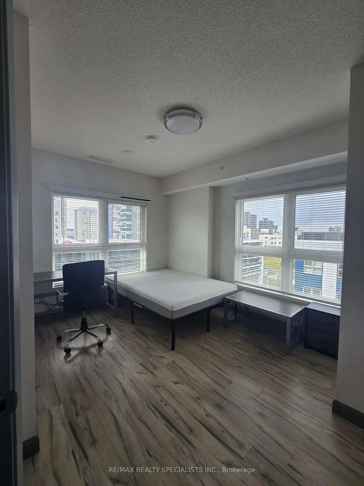 Photo 3 of Unit 1103, 258A Sunview Street, Waterloo, Beechwood/University — HOMEH