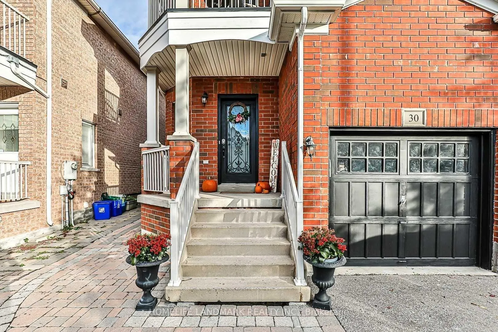 Photo 2 of 30 Ozner Crescent, Vaughan, Vellore Village — HOMEH