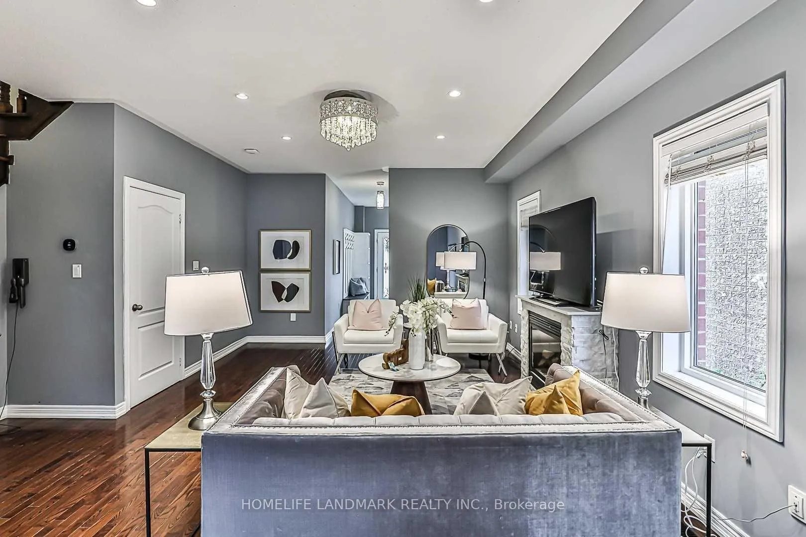 Photo 7 of 30 Ozner Crescent, Vaughan, Vellore Village — HOMEH