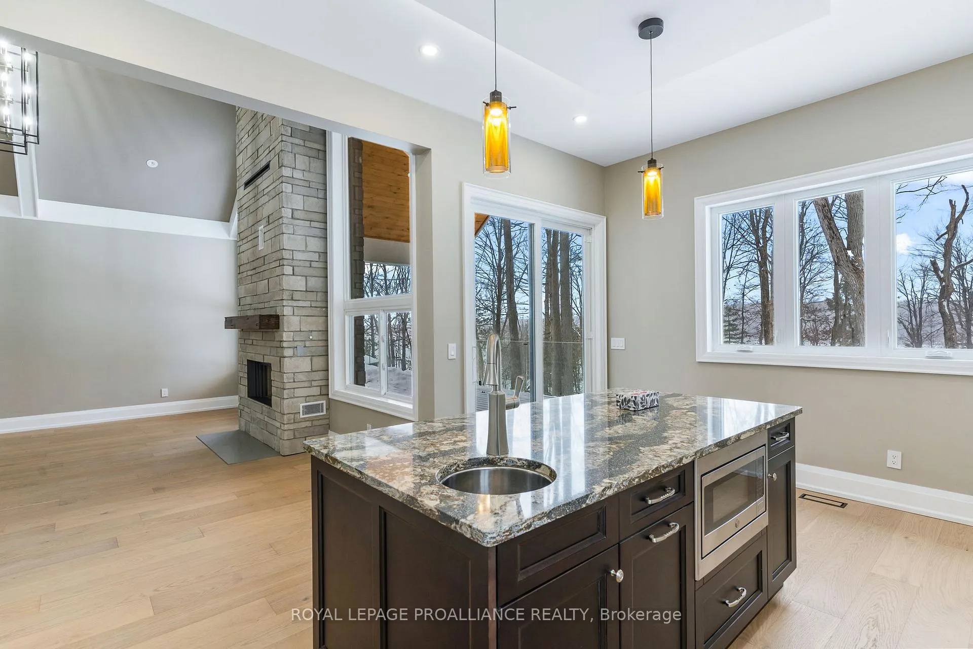 Photo 22 of 160 Sumcot Drive, Trent Lakes — HOMEH