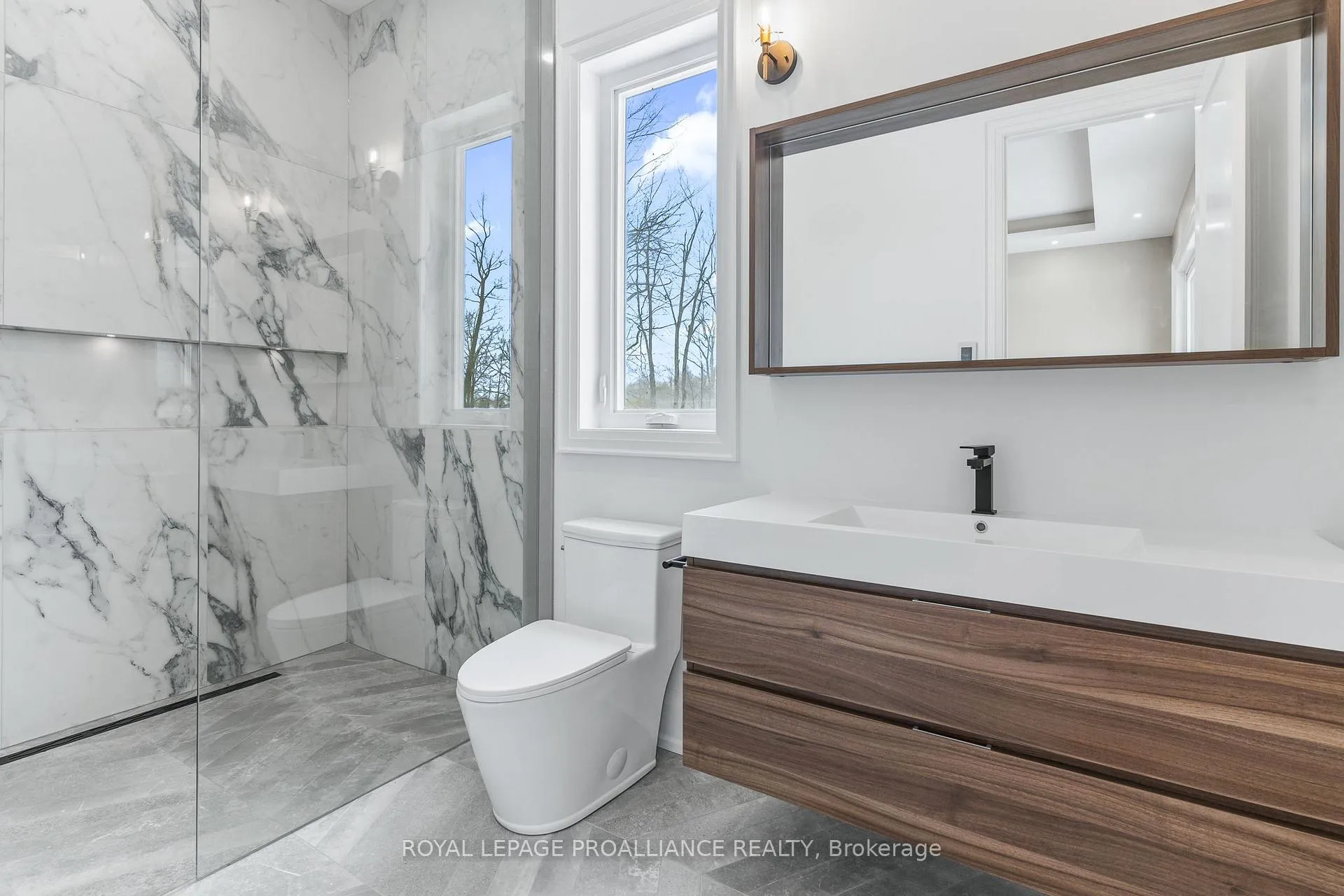 Photo 33 of 160 Sumcot Drive, Trent Lakes — HOMEH