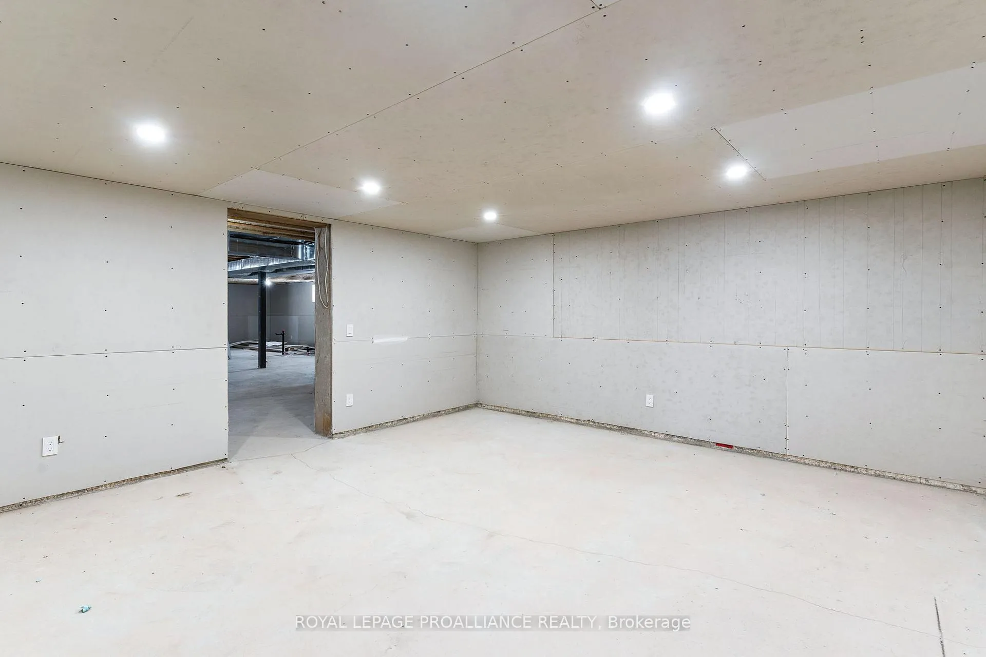 Photo 37 of 160 Sumcot Drive, Trent Lakes — HOMEH
