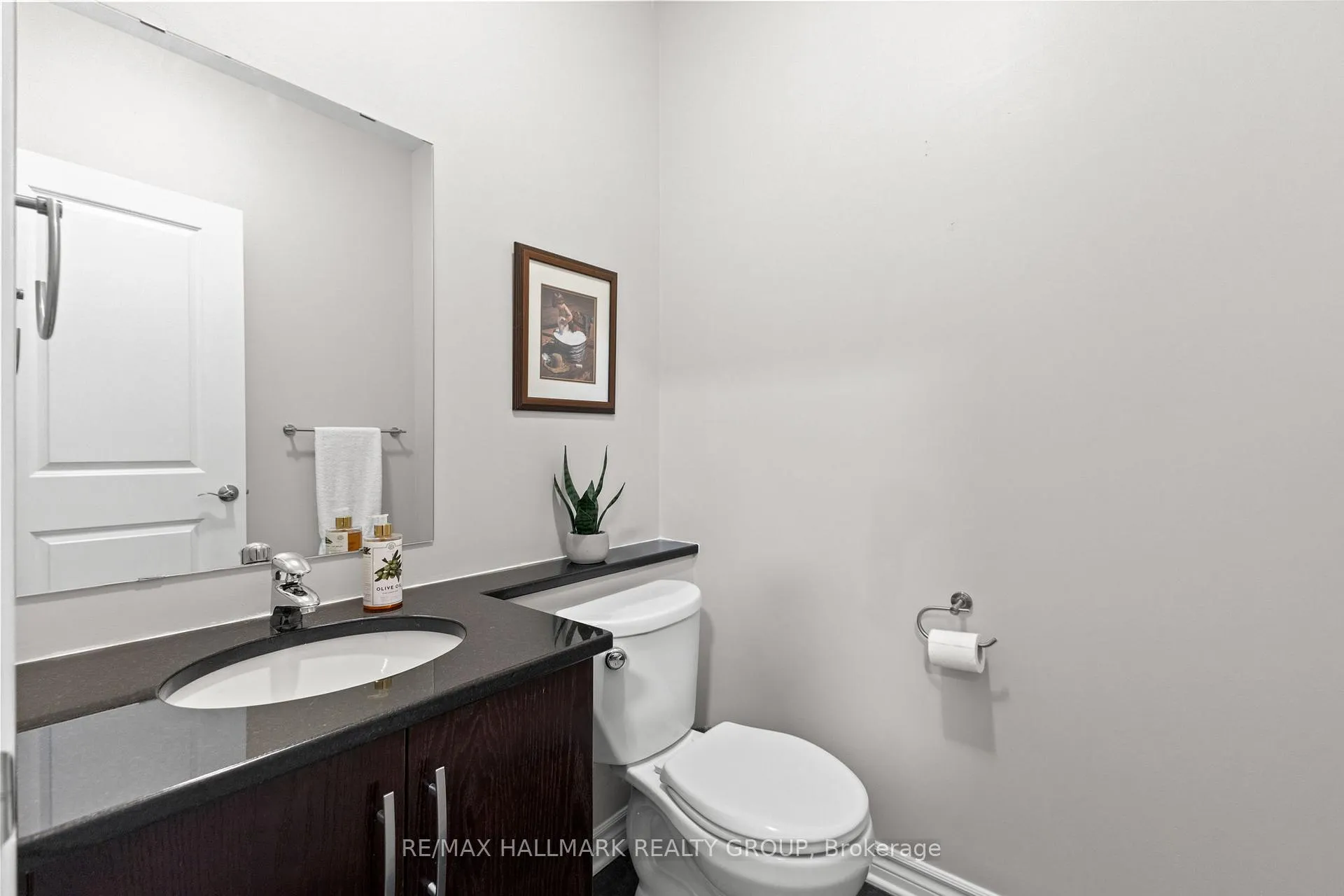 Photo 3 of Unit 206, 500 Claridge Drive, Ottawa, Barrhaven - Longfields — HOMEH
