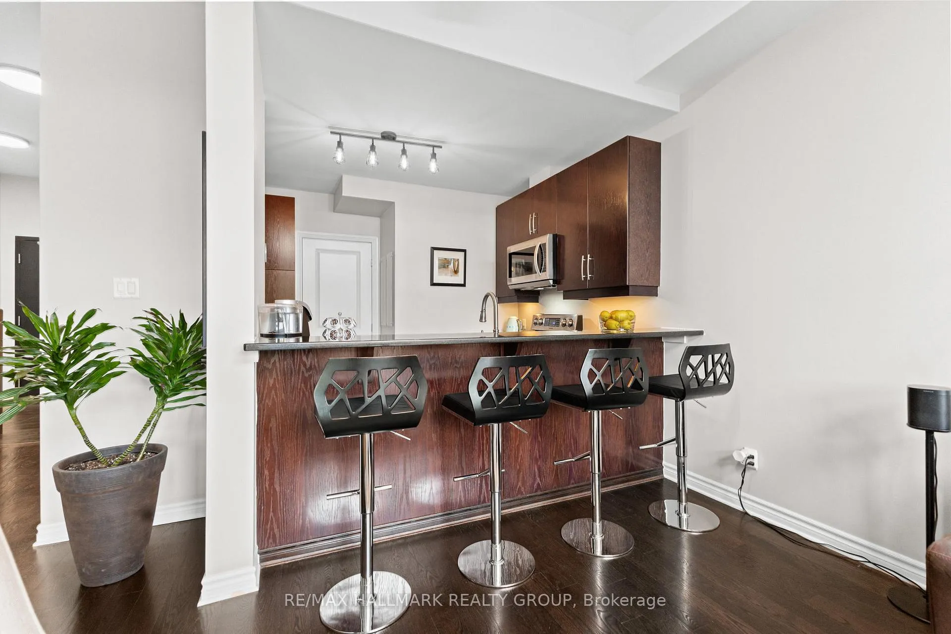 Photo 7 of Unit 206, 500 Claridge Drive, Ottawa, Barrhaven - Longfields — HOMEH