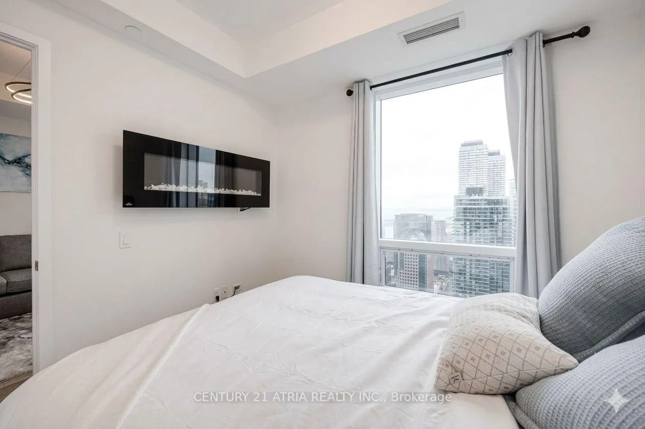 Photo 8 of Unit 4703, 28 Freeland Street, Toronto, Waterfront Communities — HOMEH