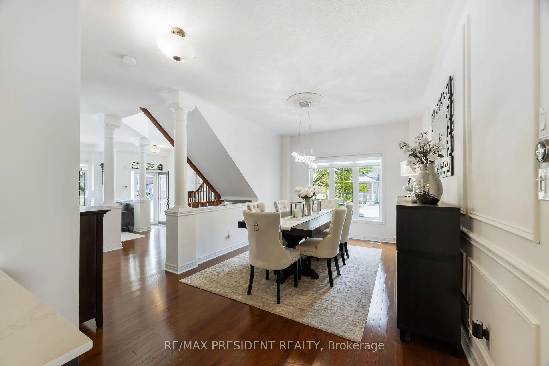 Photo 12 of 75 Bluffwood Crescent, Brampton, Bram East — HOMEH