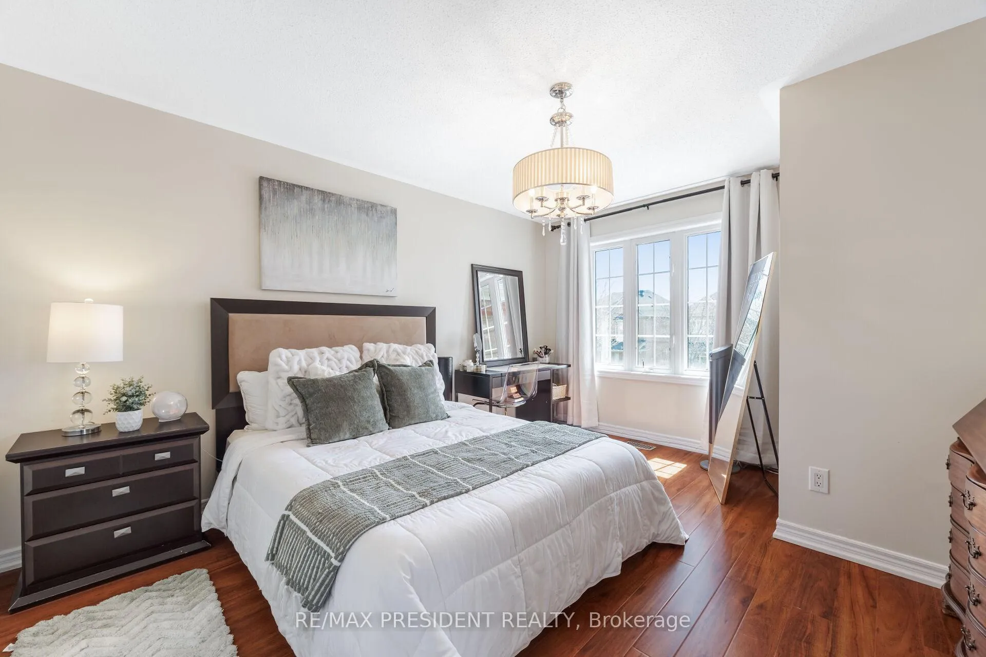 Photo 29 of 75 Bluffwood Crescent, Brampton, Bram East — HOMEH