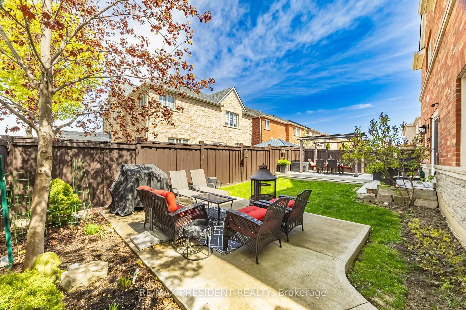 Photo 45 of 75 Bluffwood Crescent, Brampton, Bram East — HOMEH