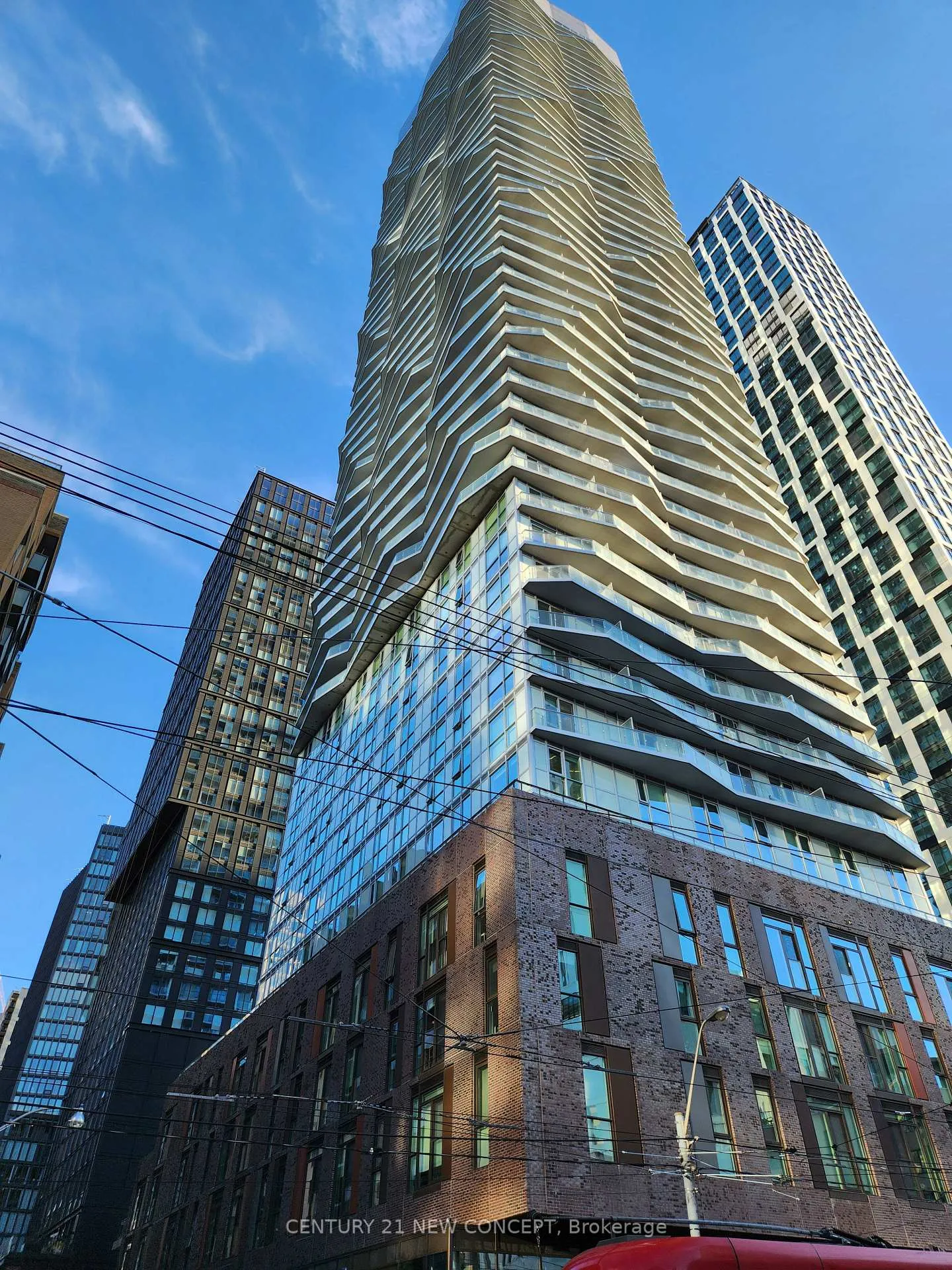 Front of Unit 4405, 100 Dalhousie Street