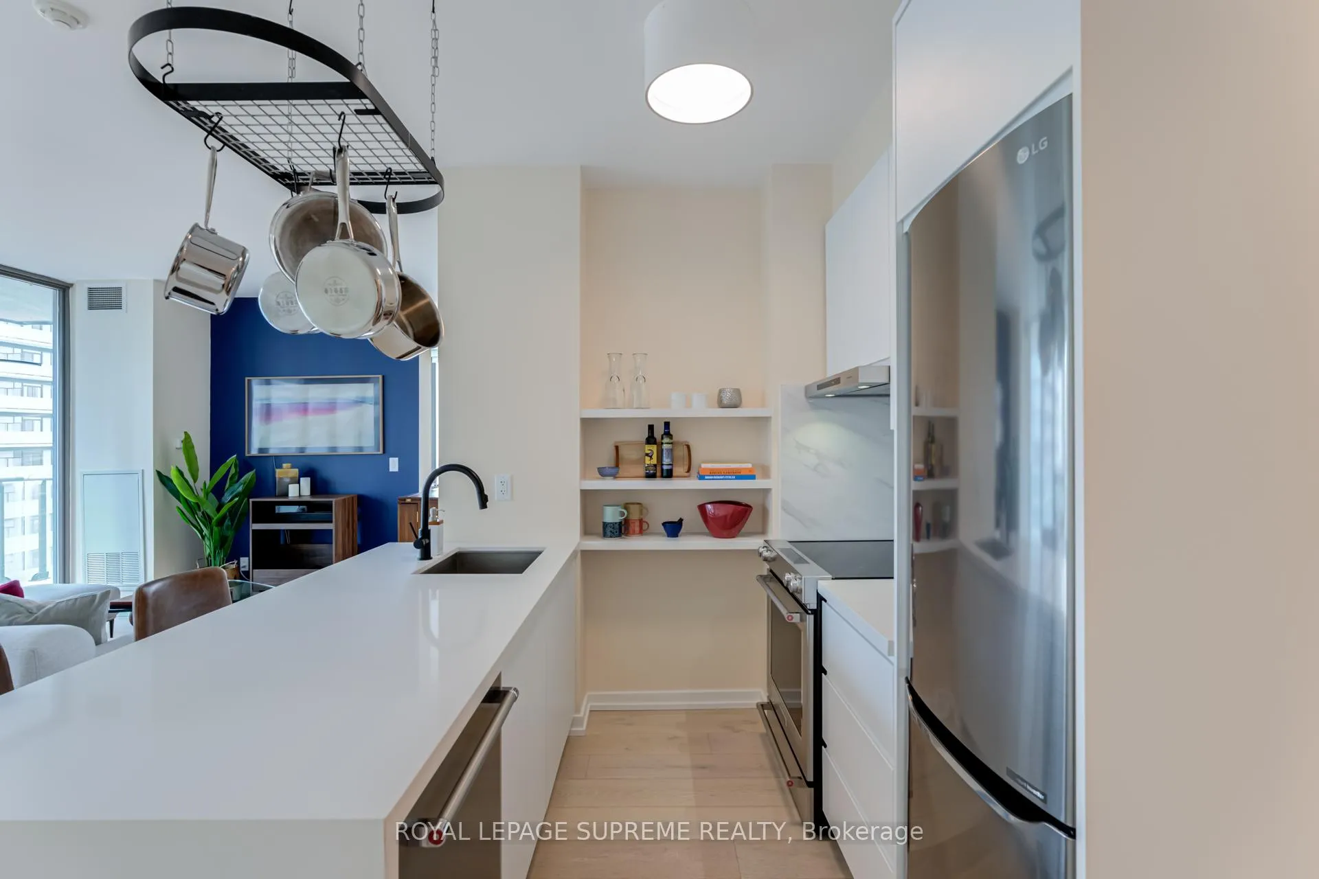 Photo 4 of Unit 1506, 33 Lombard Street, Toronto, Church-Yonge Corridor — HOMEH