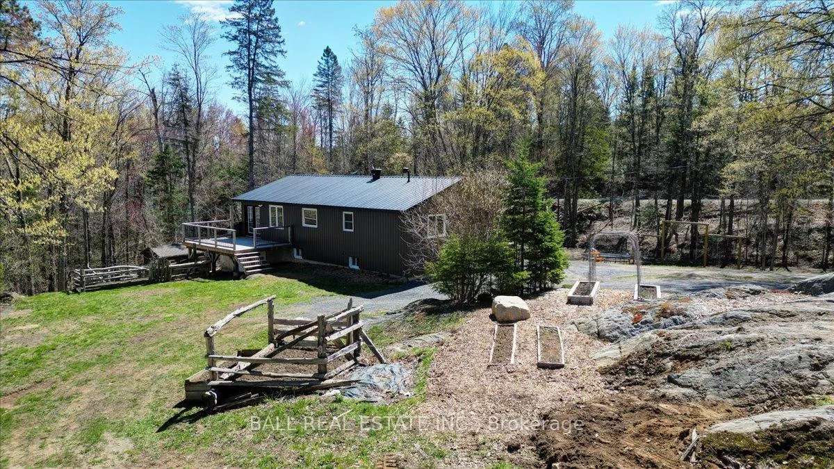 Photo 5 of 832 Lasswade Road, North Kawartha — HOMEH