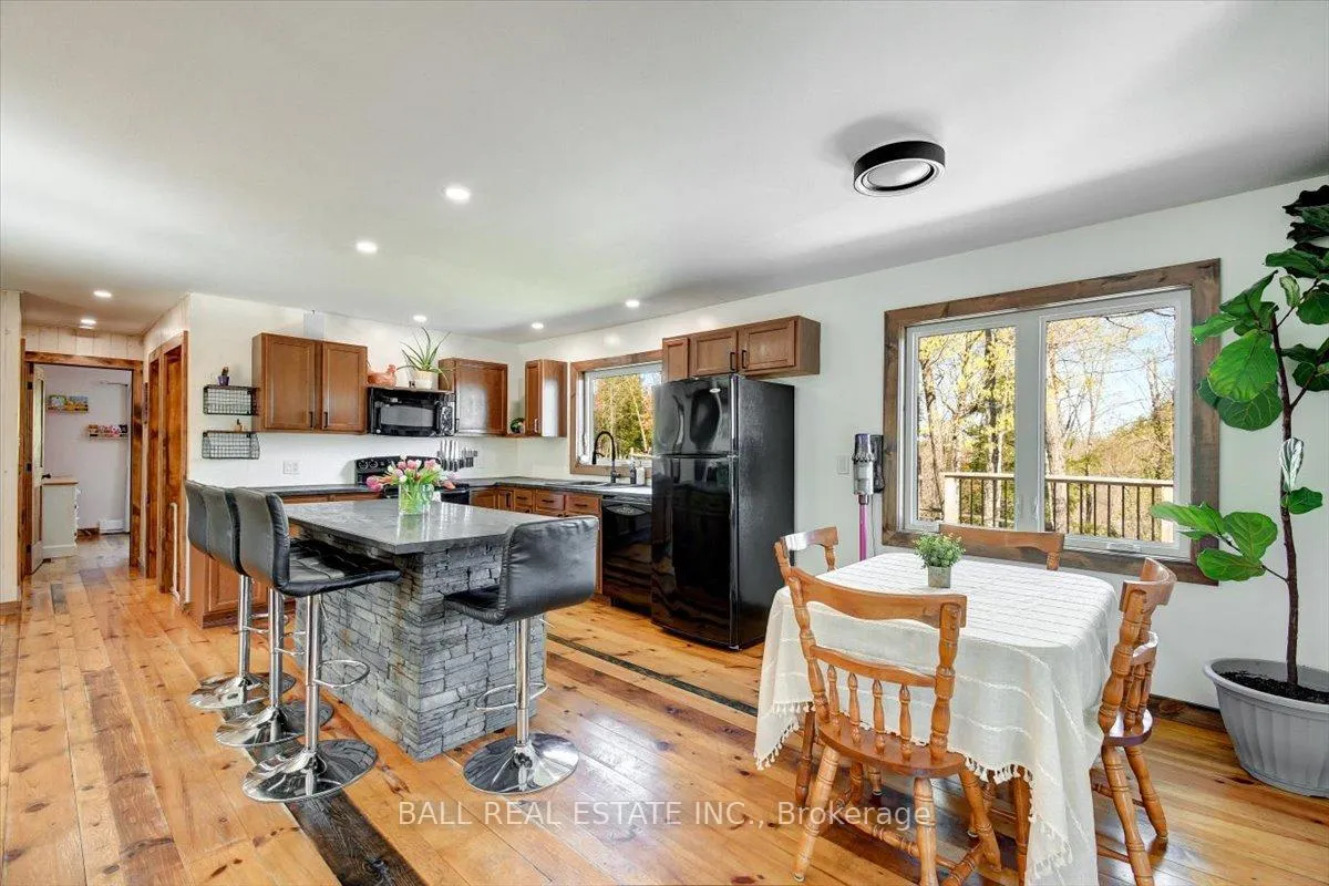 Photo 19 of 832 Lasswade Road, North Kawartha — HOMEH