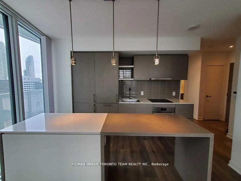 Photo 9 of Unit 2402, 100 Harbour Street, Toronto, Waterfront Communities — HOMEH