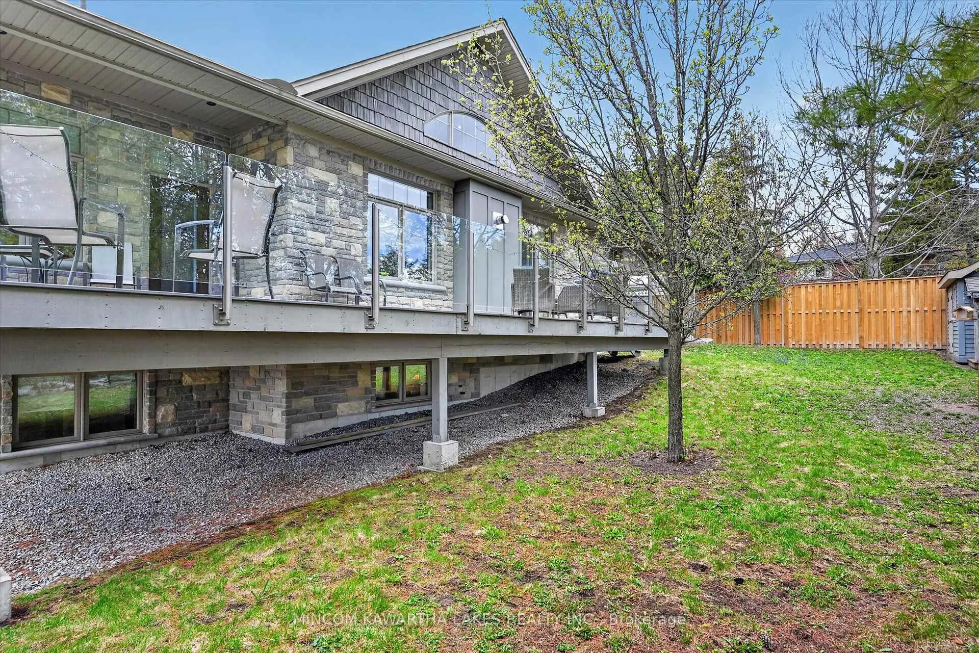 Photo 7 of 63 Weller Crescent, Peterborough, Monaghan Ward 2 — HOMEH