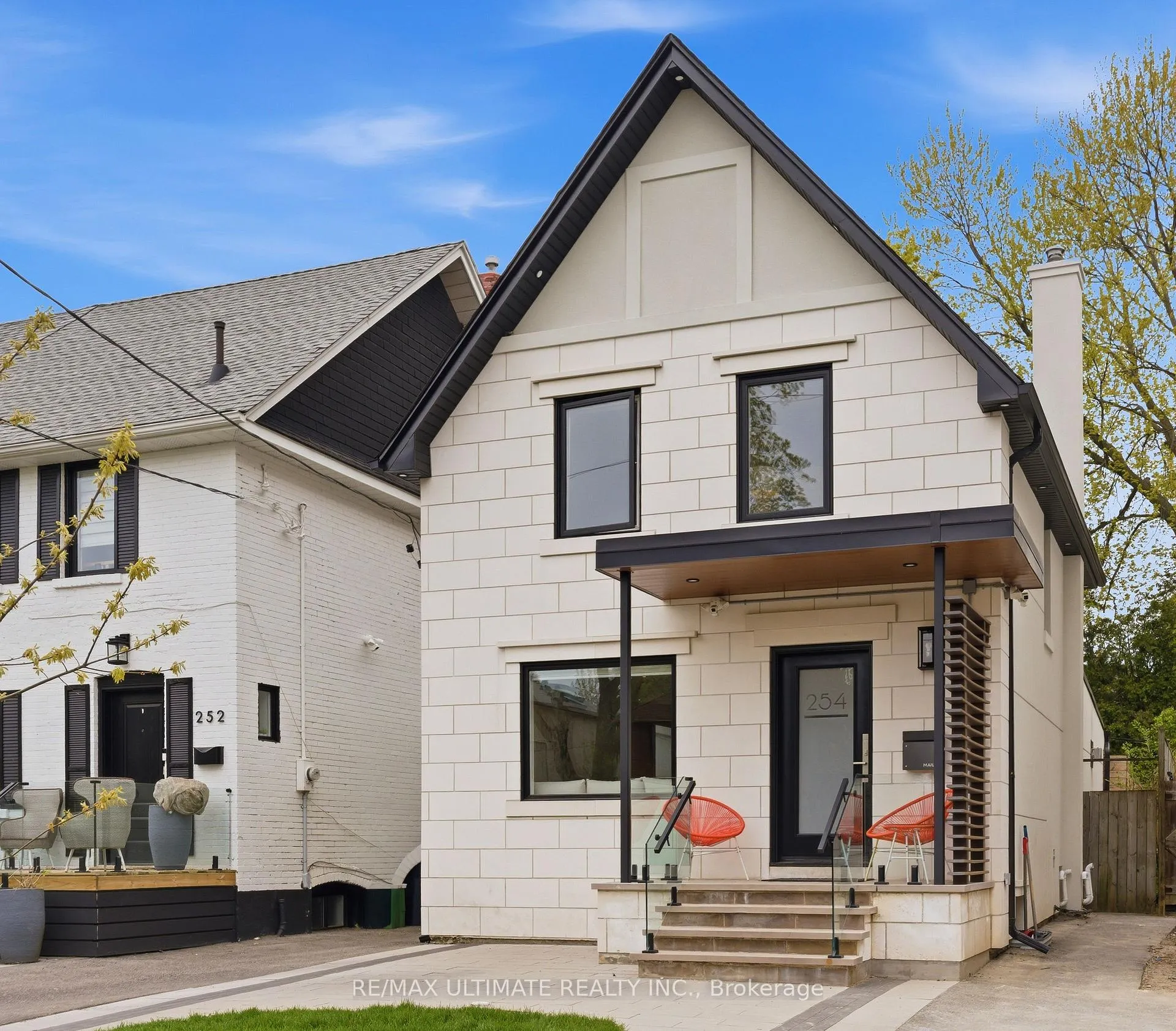 Photo 2 of 254 Airdrie Road, Toronto, Leaside — HOMEH