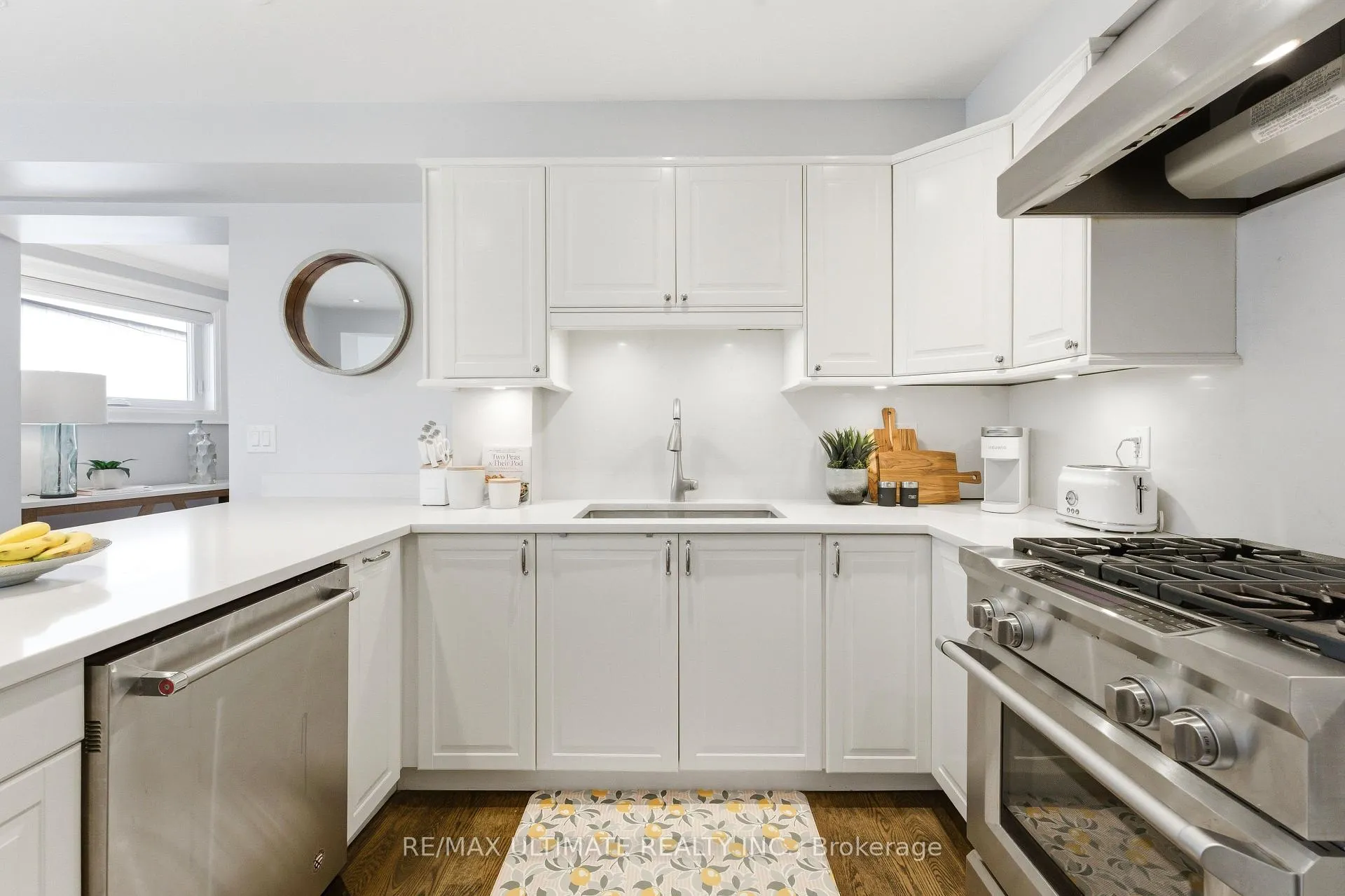 Photo 13 of 254 Airdrie Road, Toronto, Leaside — HOMEH