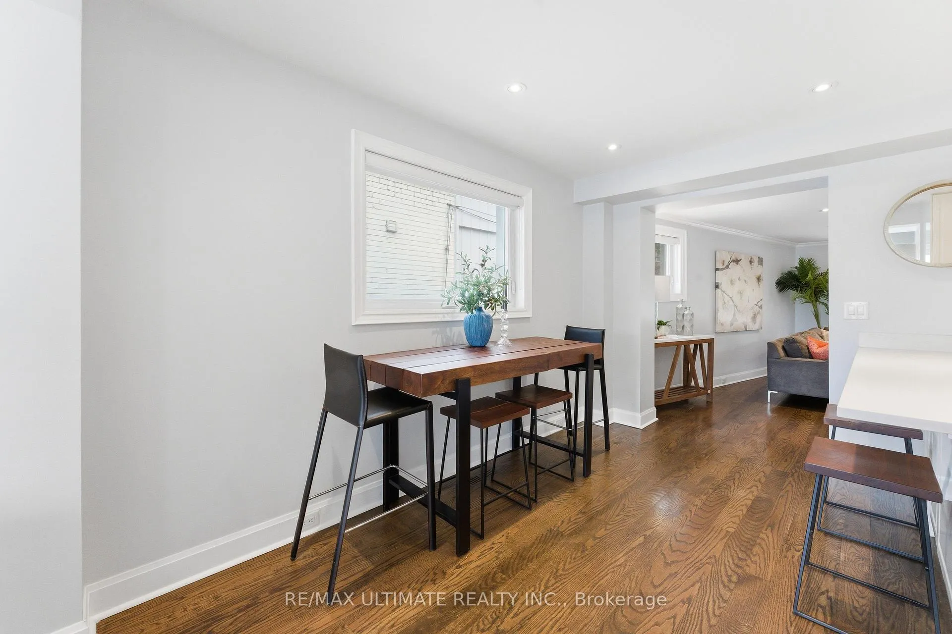 Photo 14 of 254 Airdrie Road, Toronto, Leaside — HOMEH
