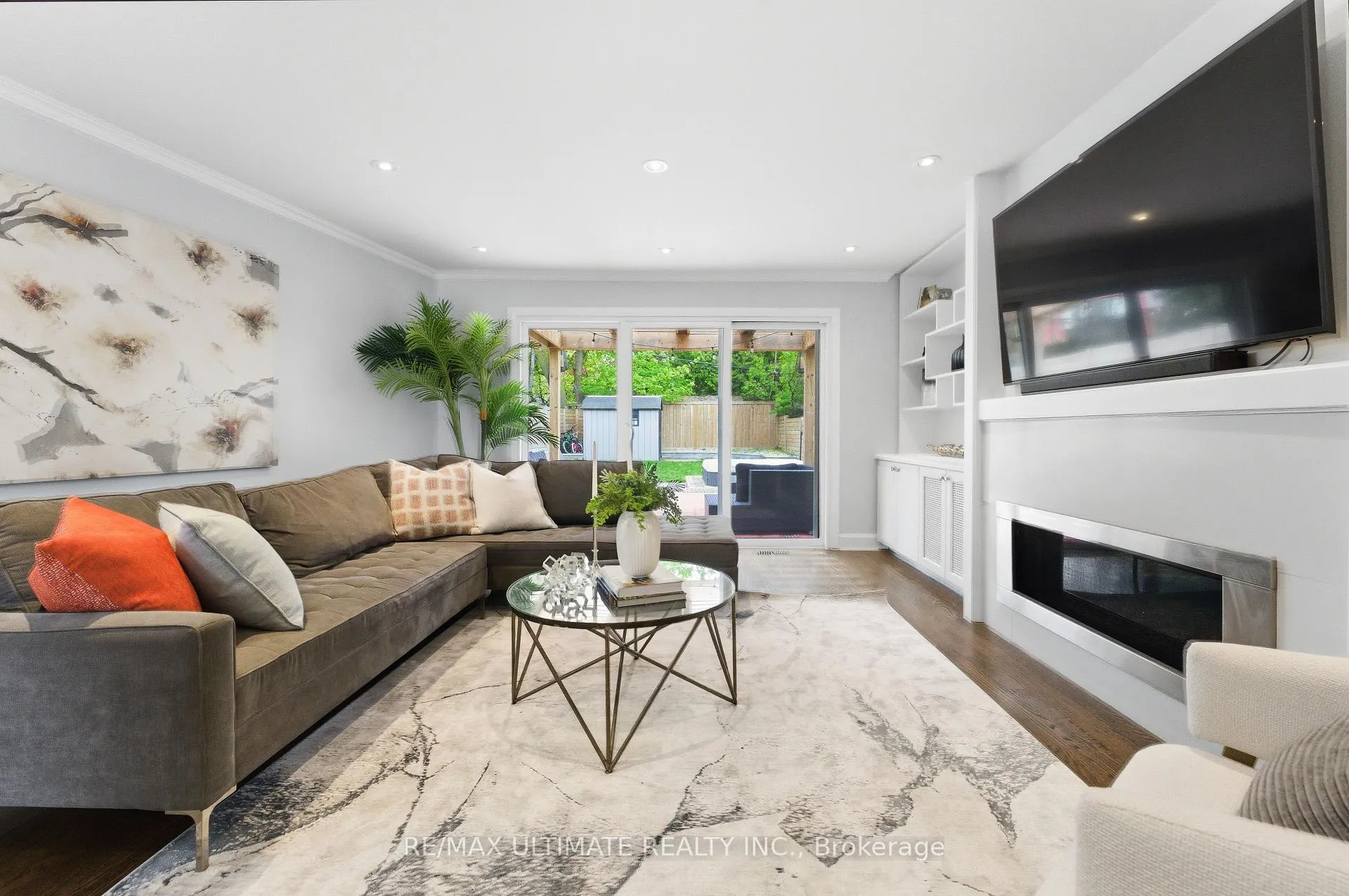 Photo 16 of 254 Airdrie Road, Toronto, Leaside — HOMEH