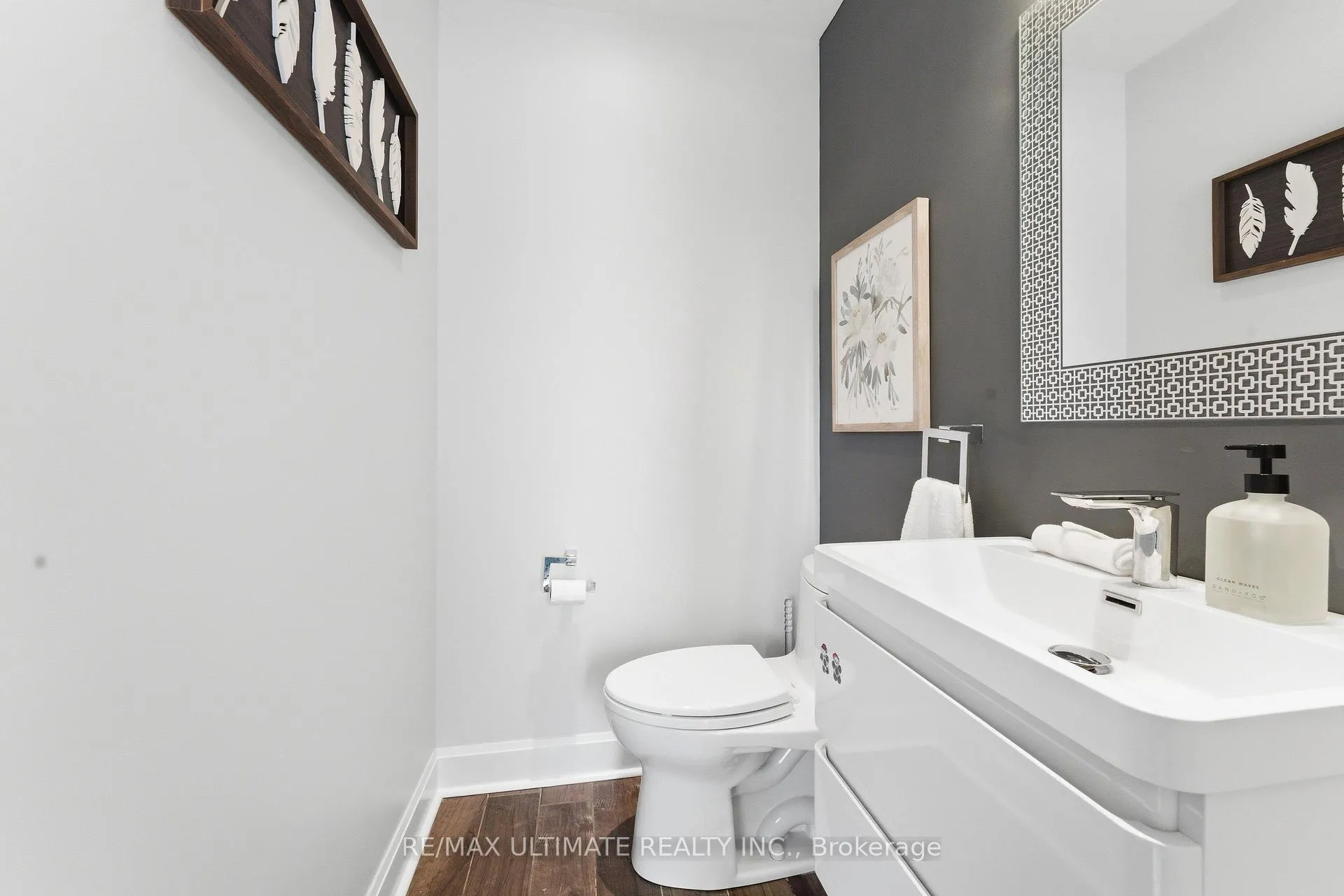 Photo 18 of 254 Airdrie Road, Toronto, Leaside — HOMEH