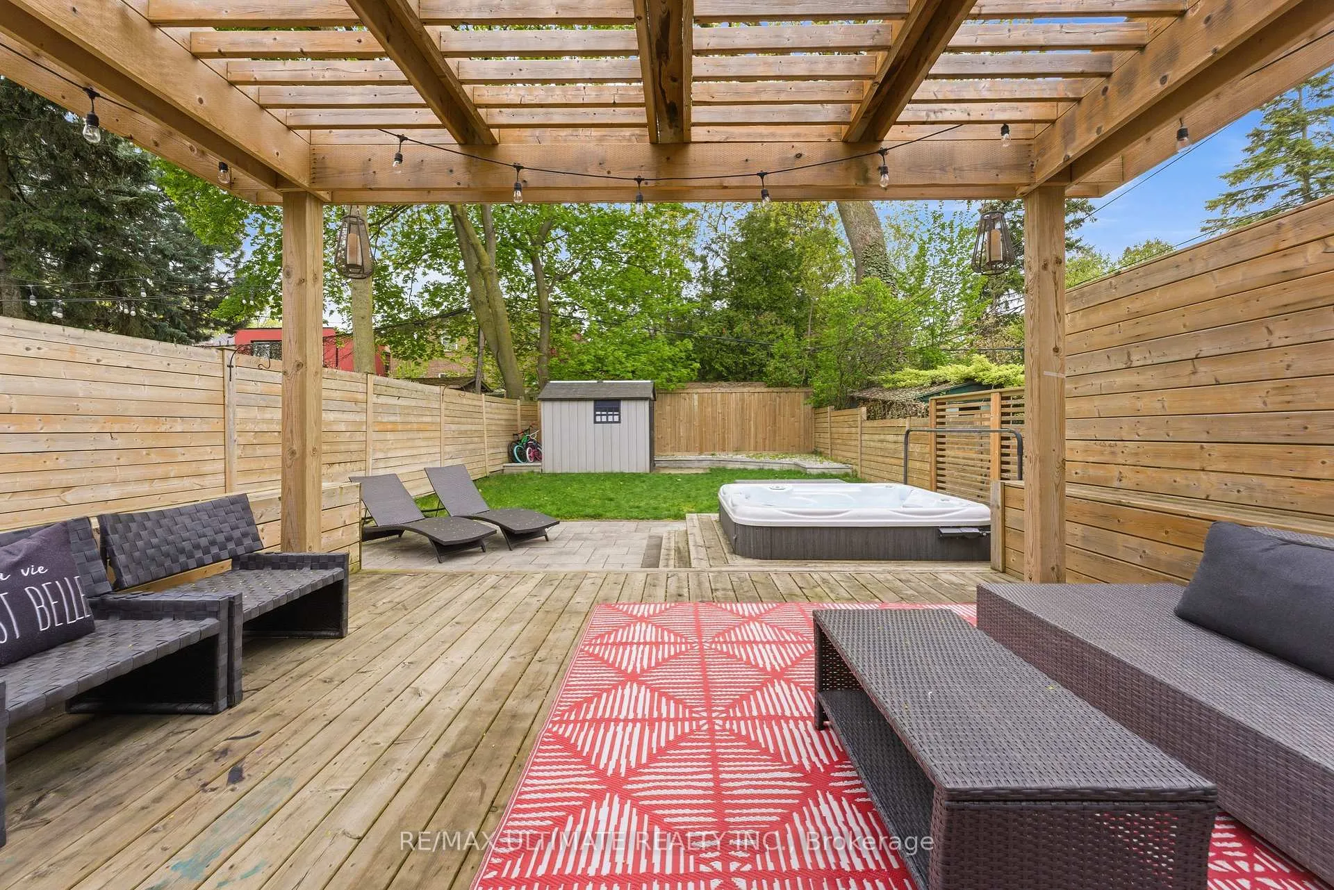 Photo 33 of 254 Airdrie Road, Toronto, Leaside — HOMEH