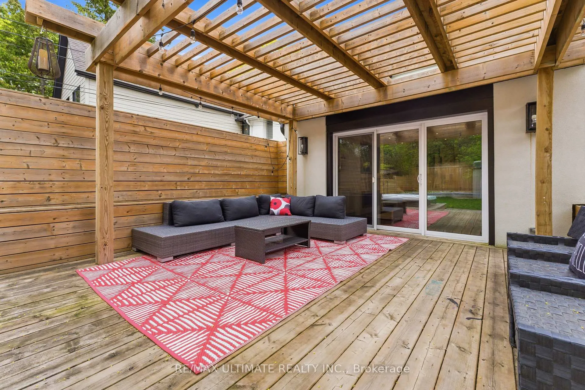 Photo 34 of 254 Airdrie Road, Toronto, Leaside — HOMEH