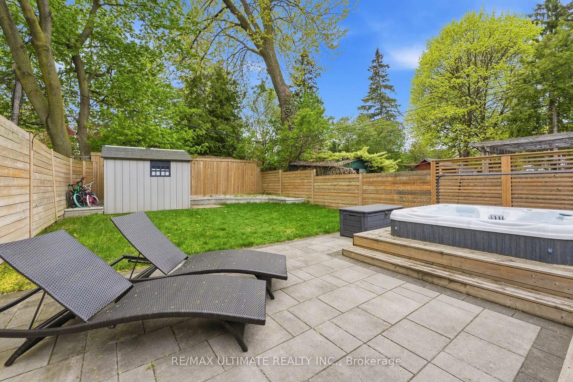 Photo 35 of 254 Airdrie Road, Toronto, Leaside — HOMEH