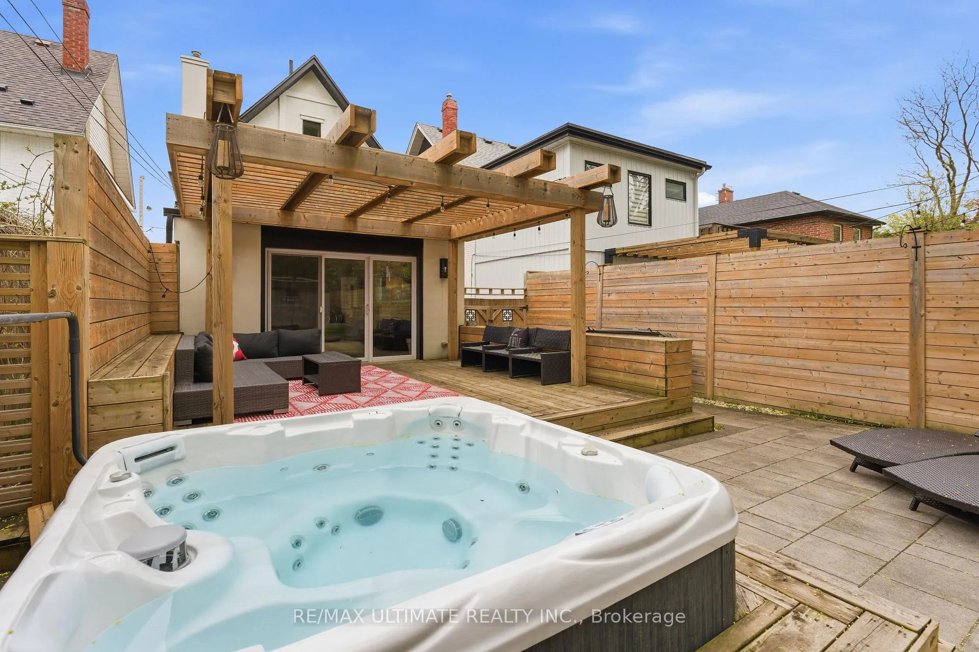 Photo 38 of 254 Airdrie Road, Toronto, Leaside — HOMEH