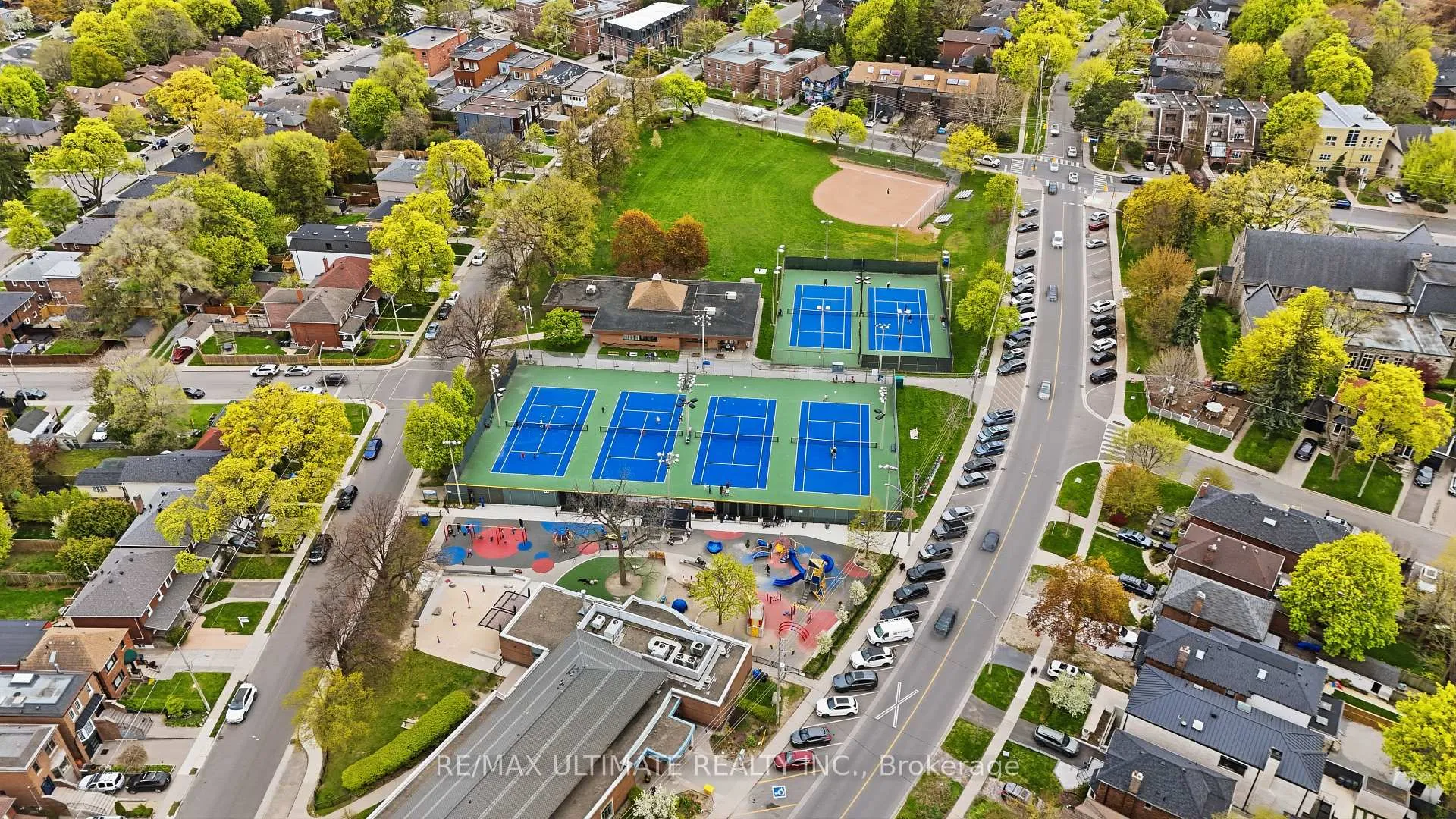Photo 40 of 254 Airdrie Road, Toronto, Leaside — HOMEH