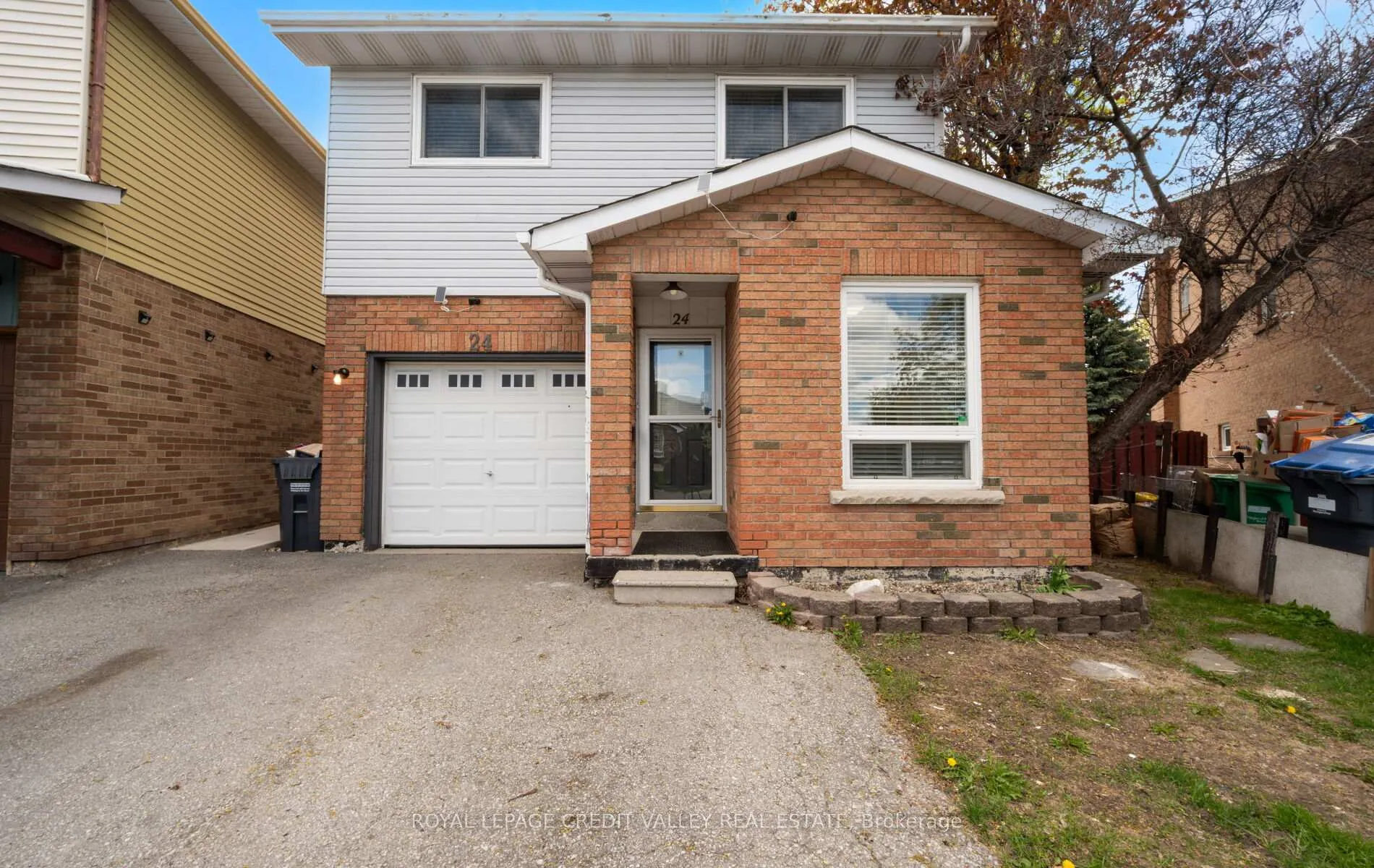 Photo 3 of 24 Pluto Drive, Brampton, Madoc — HOMEH